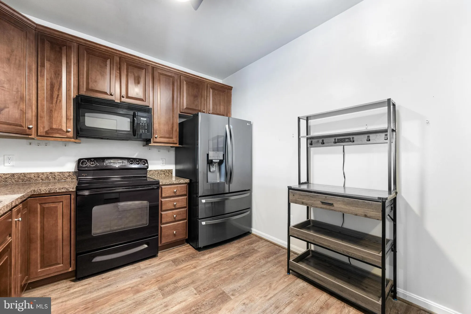 Property Slideshow image 6 of 30 | 8609 wintergreen ct 308, Odenton, MD, 21113