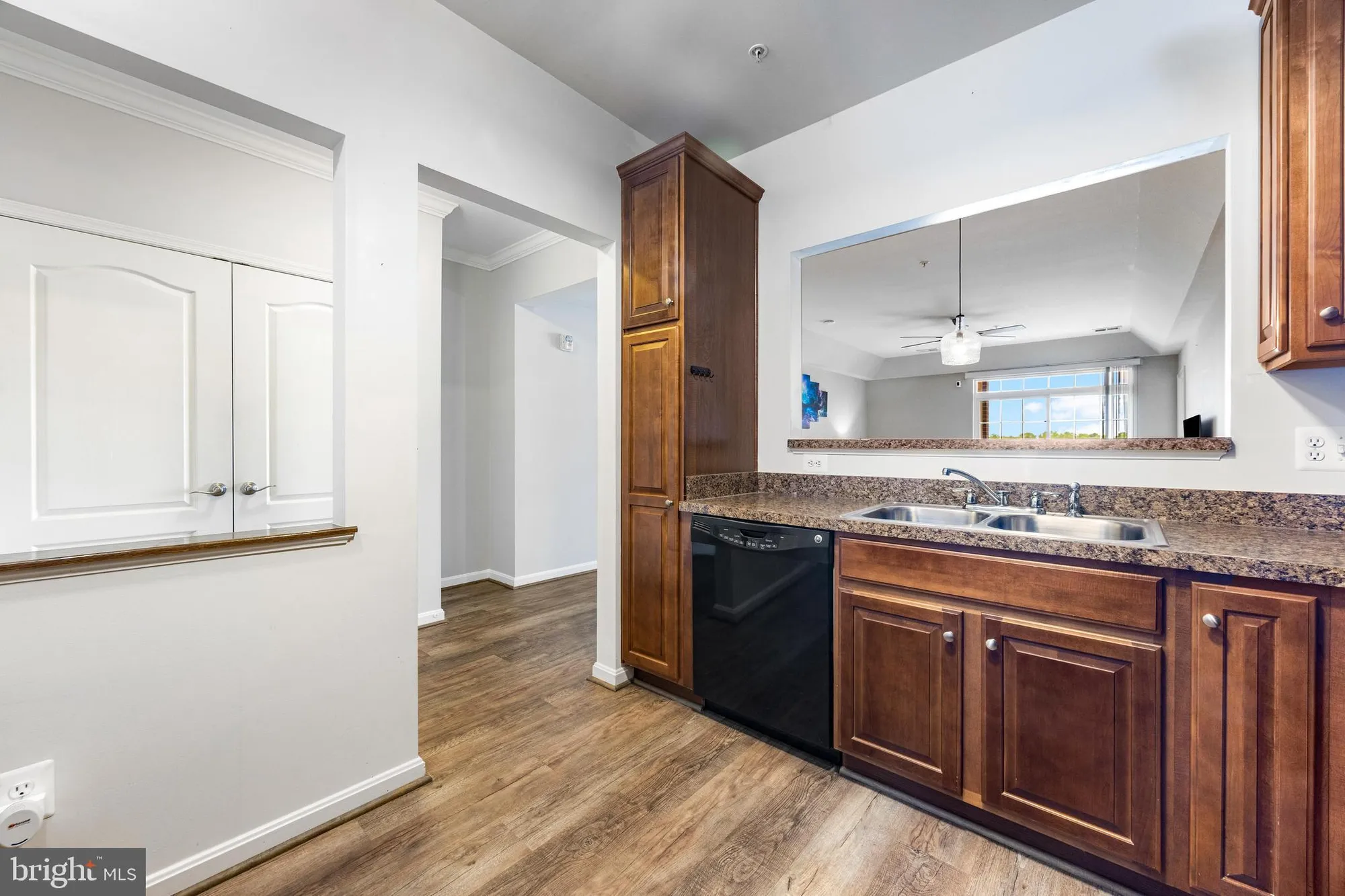 Property Slideshow image 7 of 30 | 8609 wintergreen ct 308, Odenton, MD, 21113