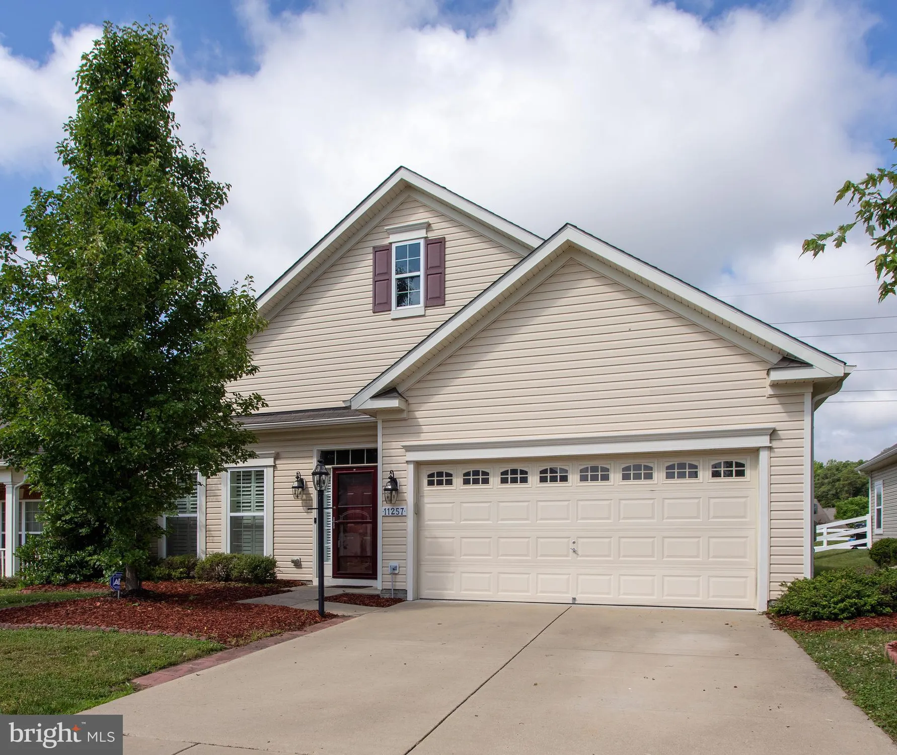 Property Slideshow image 3 of 54 | 11257 yellowstone ct, White Plains, MD, 20695