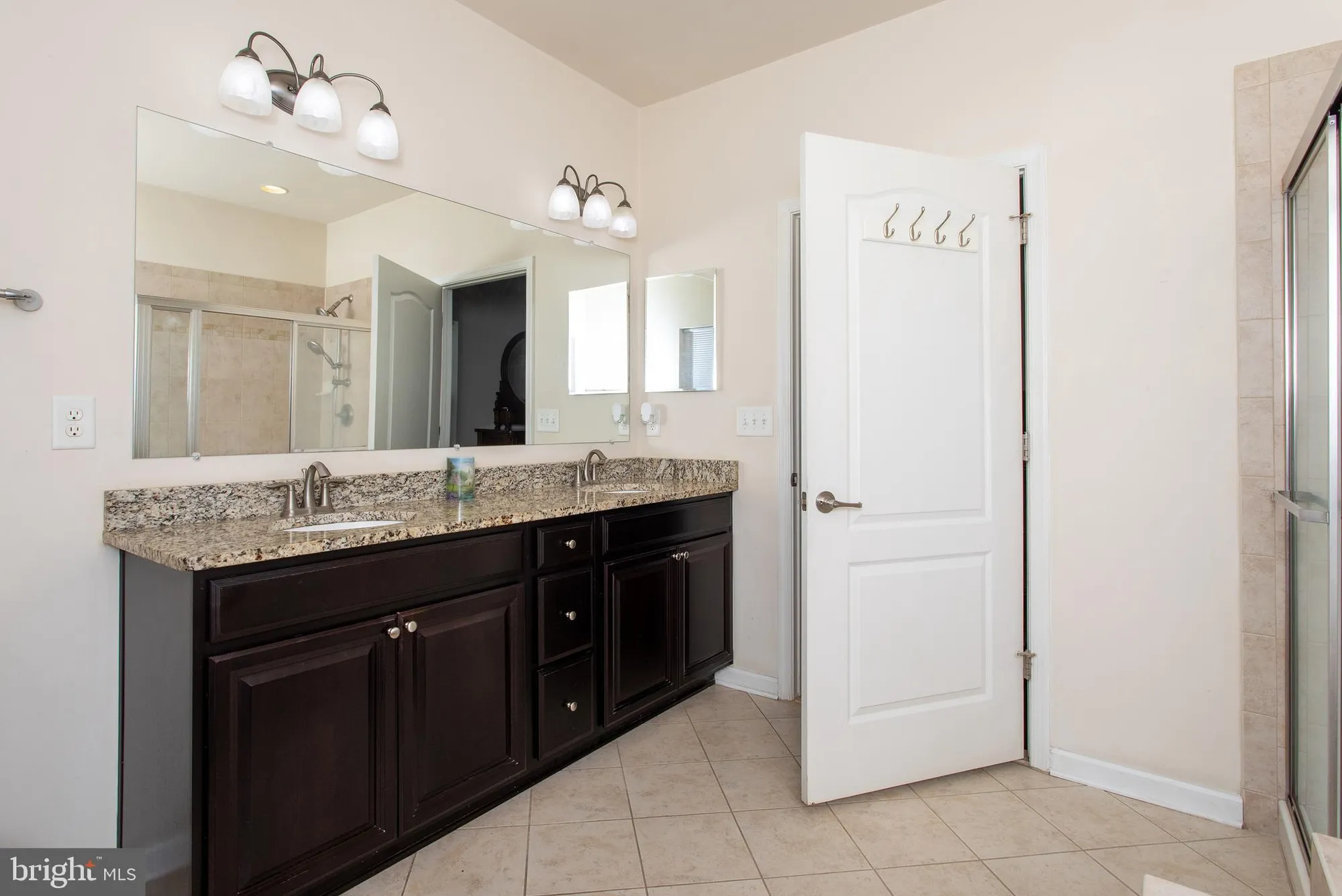 Property Slideshow image 42 of 54 | 11257 yellowstone ct, White Plains, MD, 20695