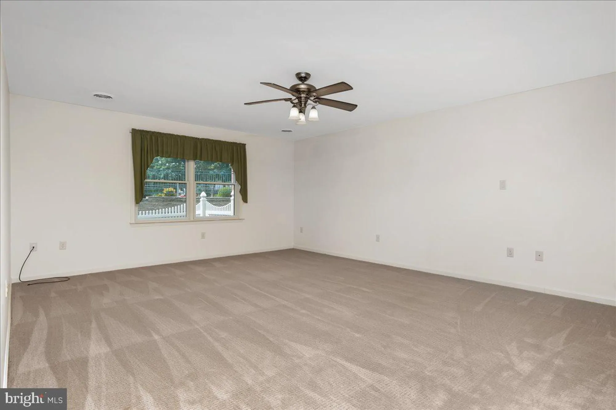 Property Slideshow image 20 of 51 | 13336 marquise dr, Hagerstown, MD, 21742