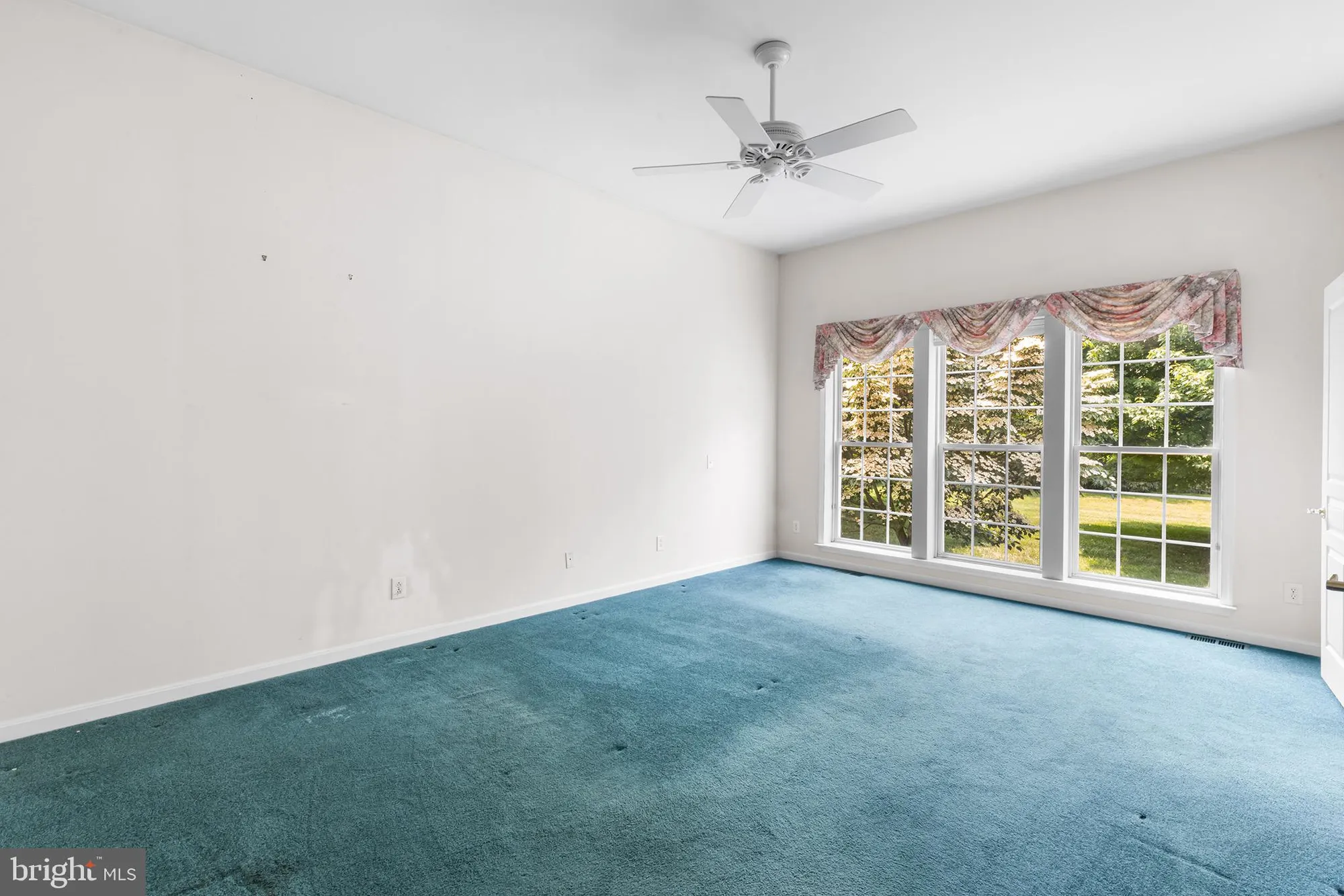 Property Slideshow image 12 of 26 | 119 violet dr, Kennett Square, PA, 19348