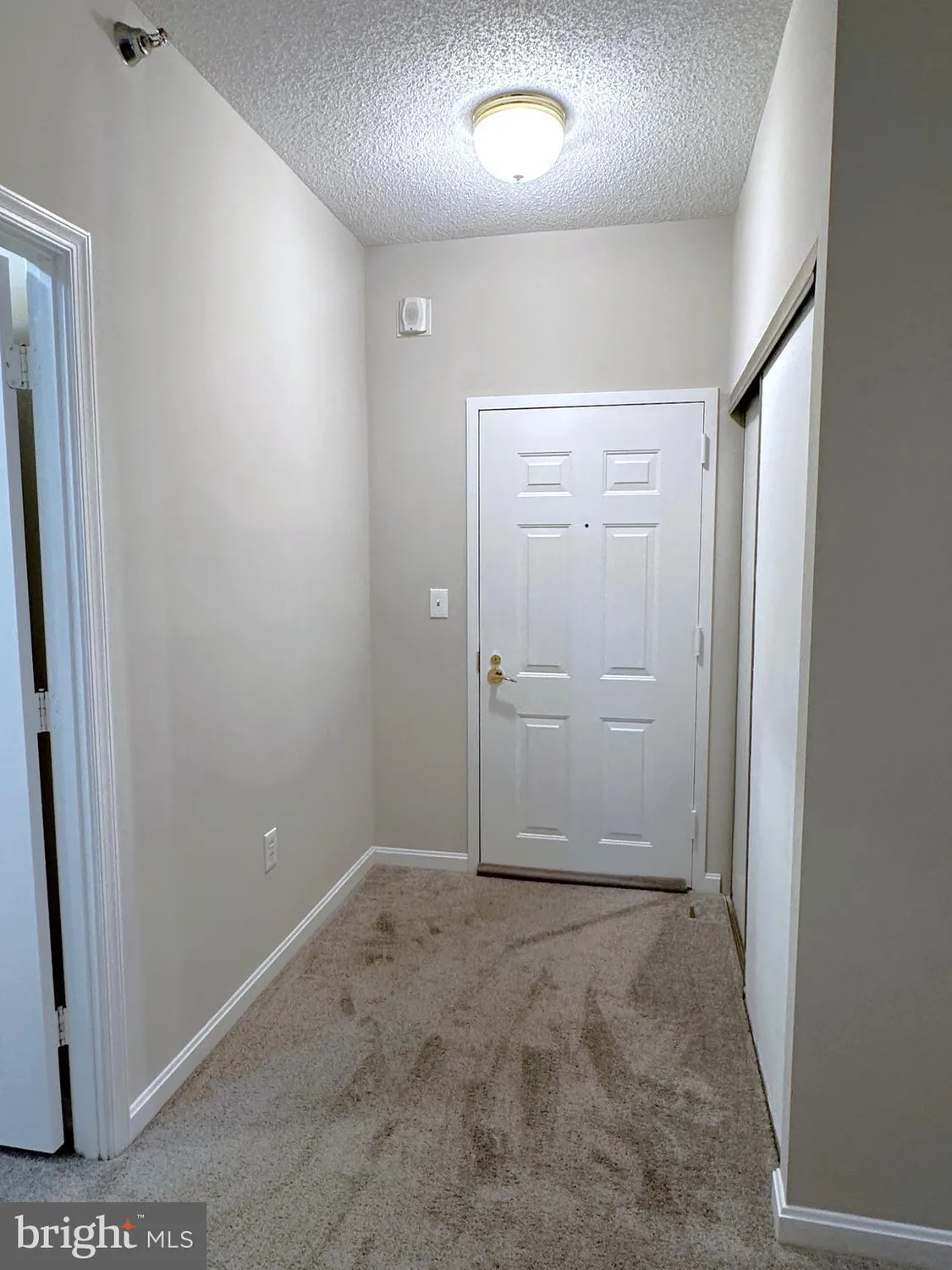 Property Slideshow image 8 of 45 | 2904 n leisure world blvd 211, Silver Spring, MD, 20906