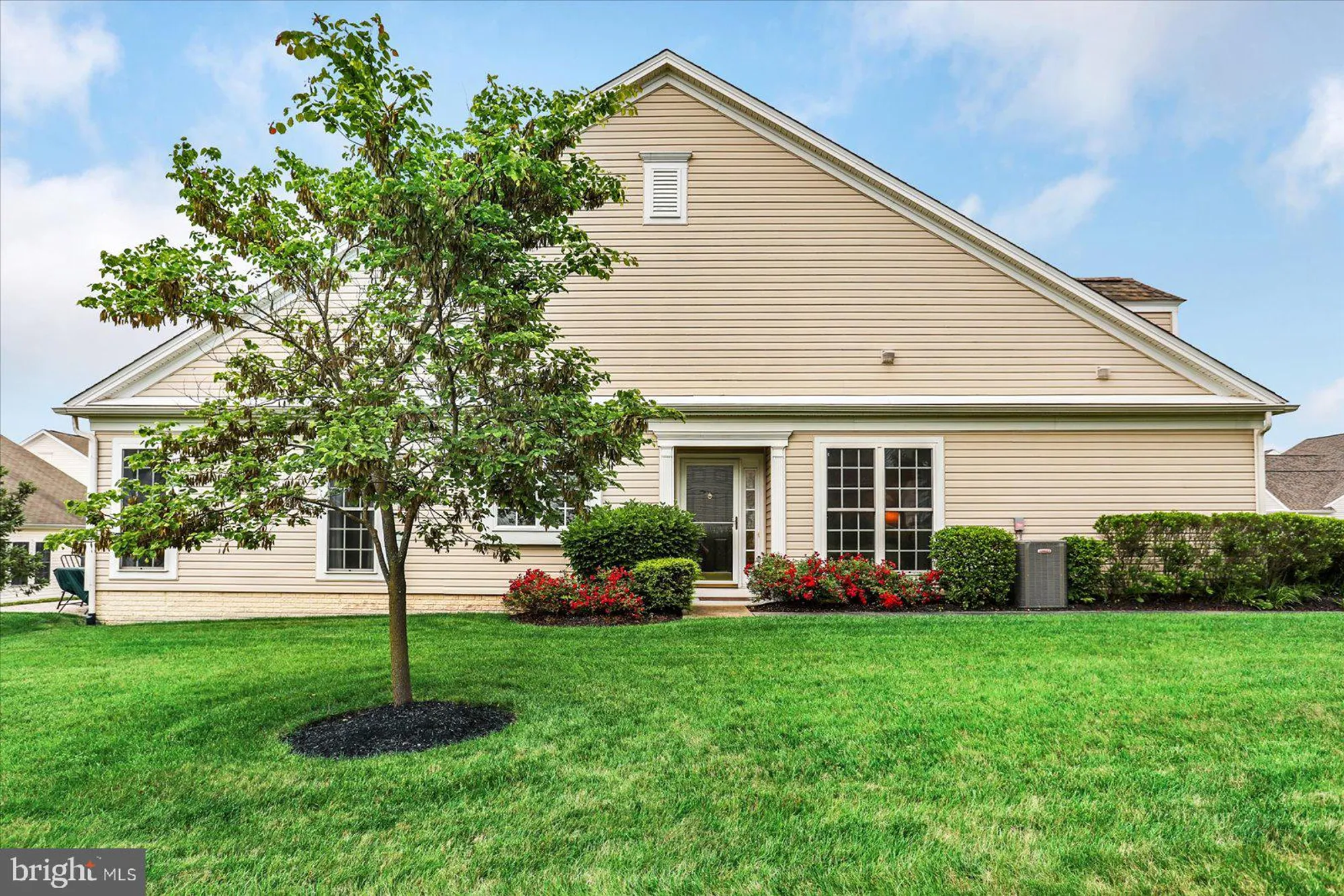 Property Slideshow image 4 of 39 | 152 saddletop dr # 354, Taneytown, MD, 21787