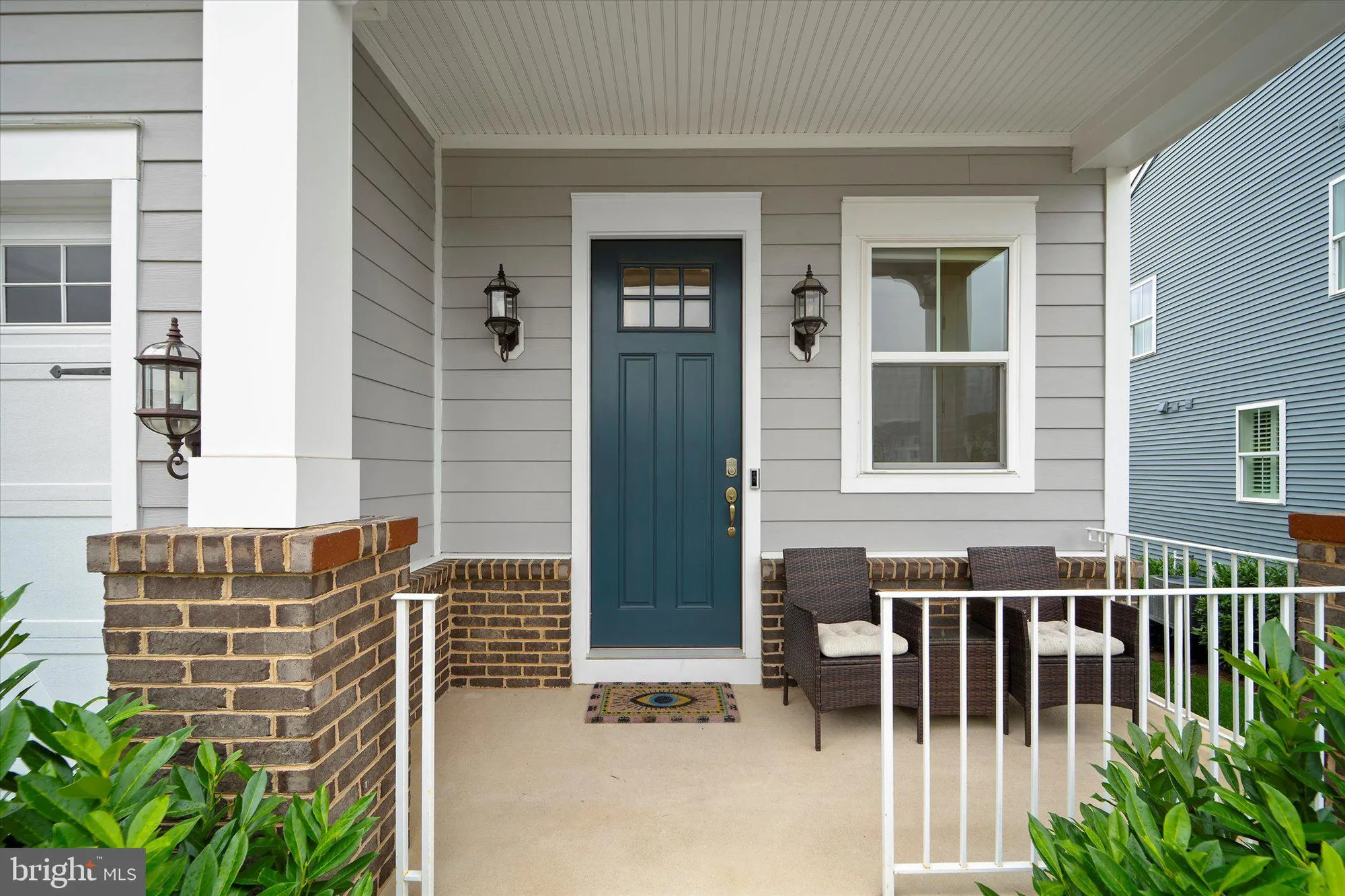 Property Slideshow image 3 of 60 | 43441 bettys farm dr, Chantilly, VA, 20152