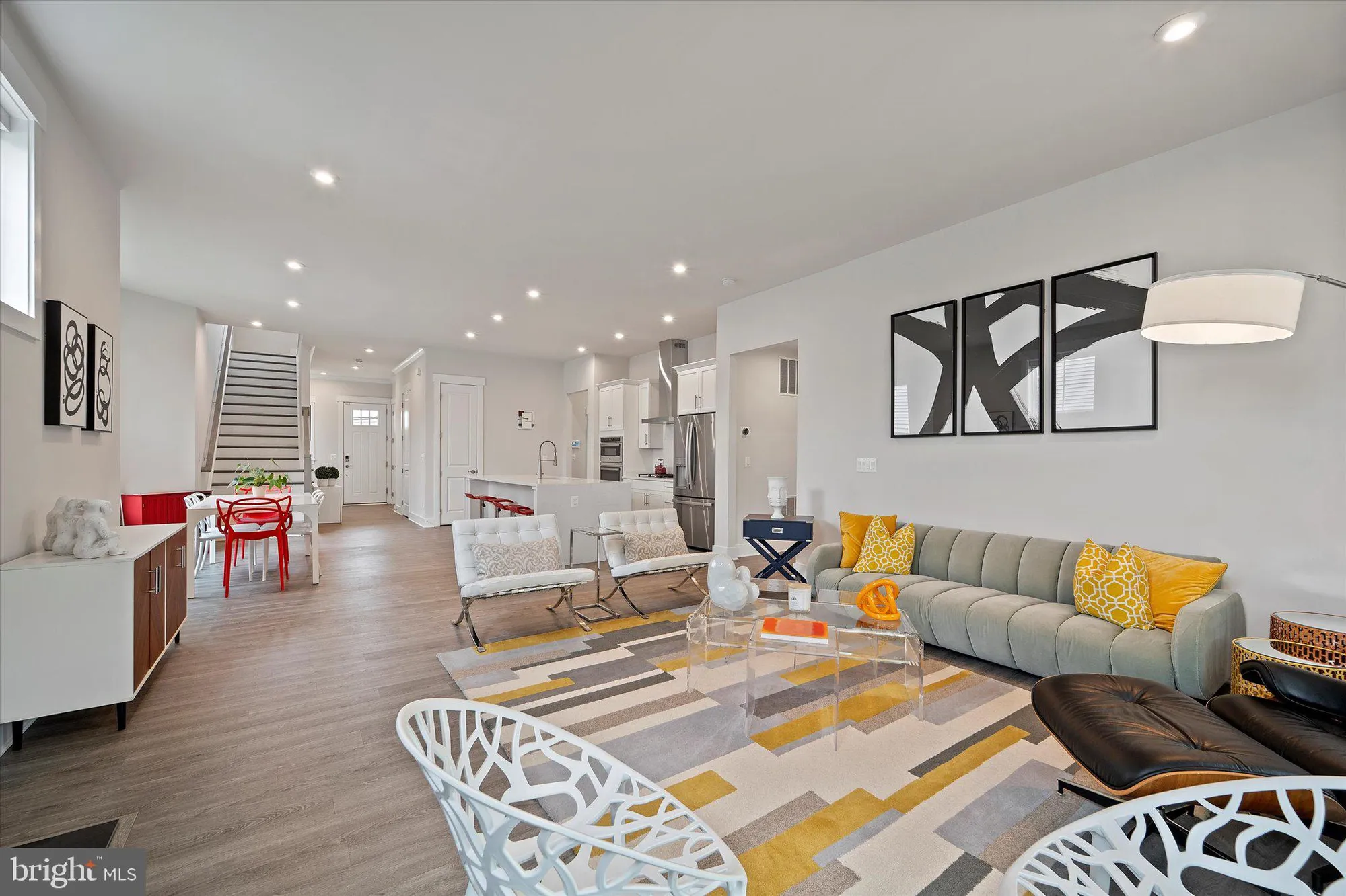 Property Slideshow image 11 of 60 | 43441 bettys farm dr, Chantilly, VA, 20152