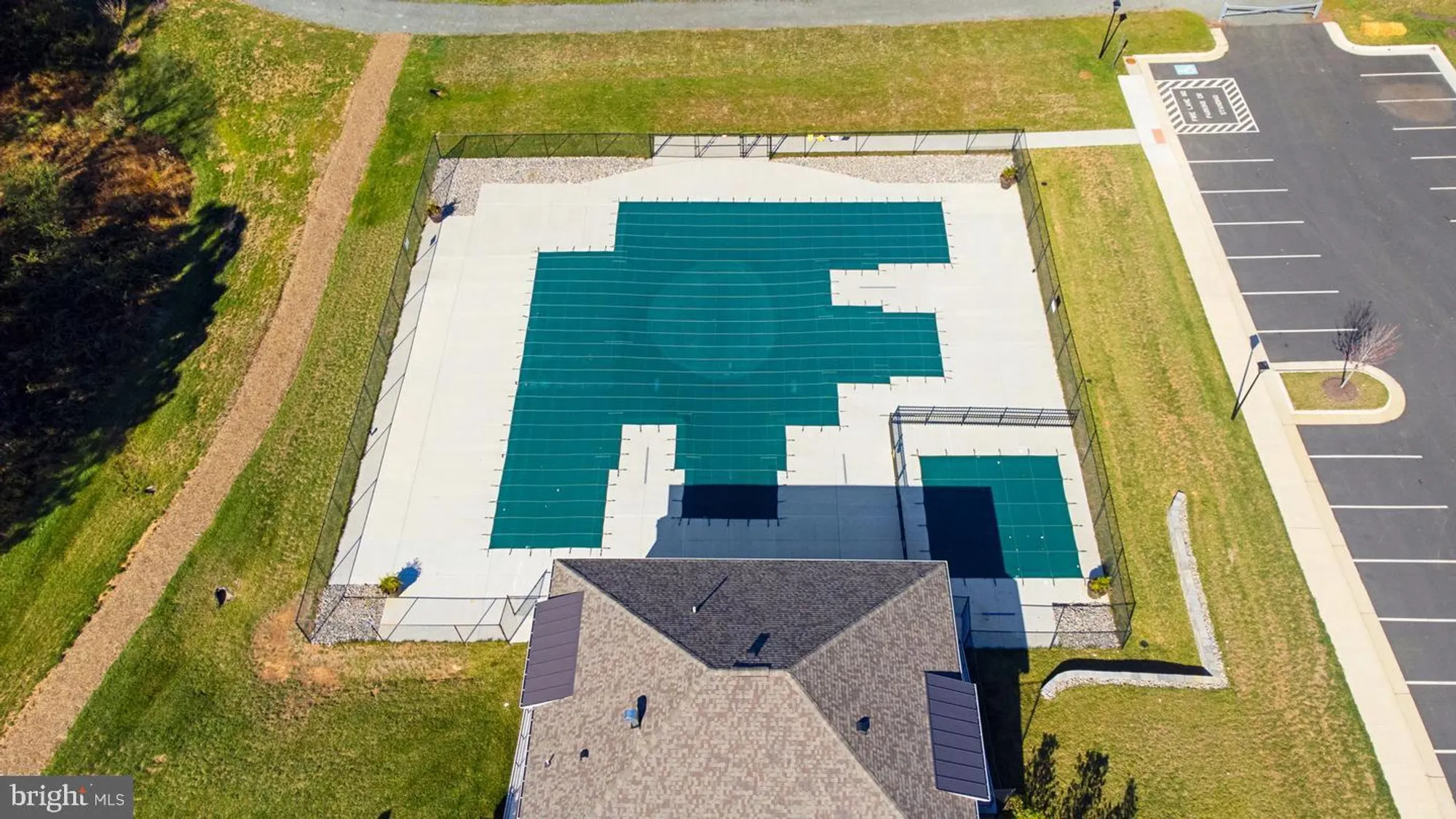 Property Slideshow image 53 of 60 | 43441 bettys farm dr, Chantilly, VA, 20152