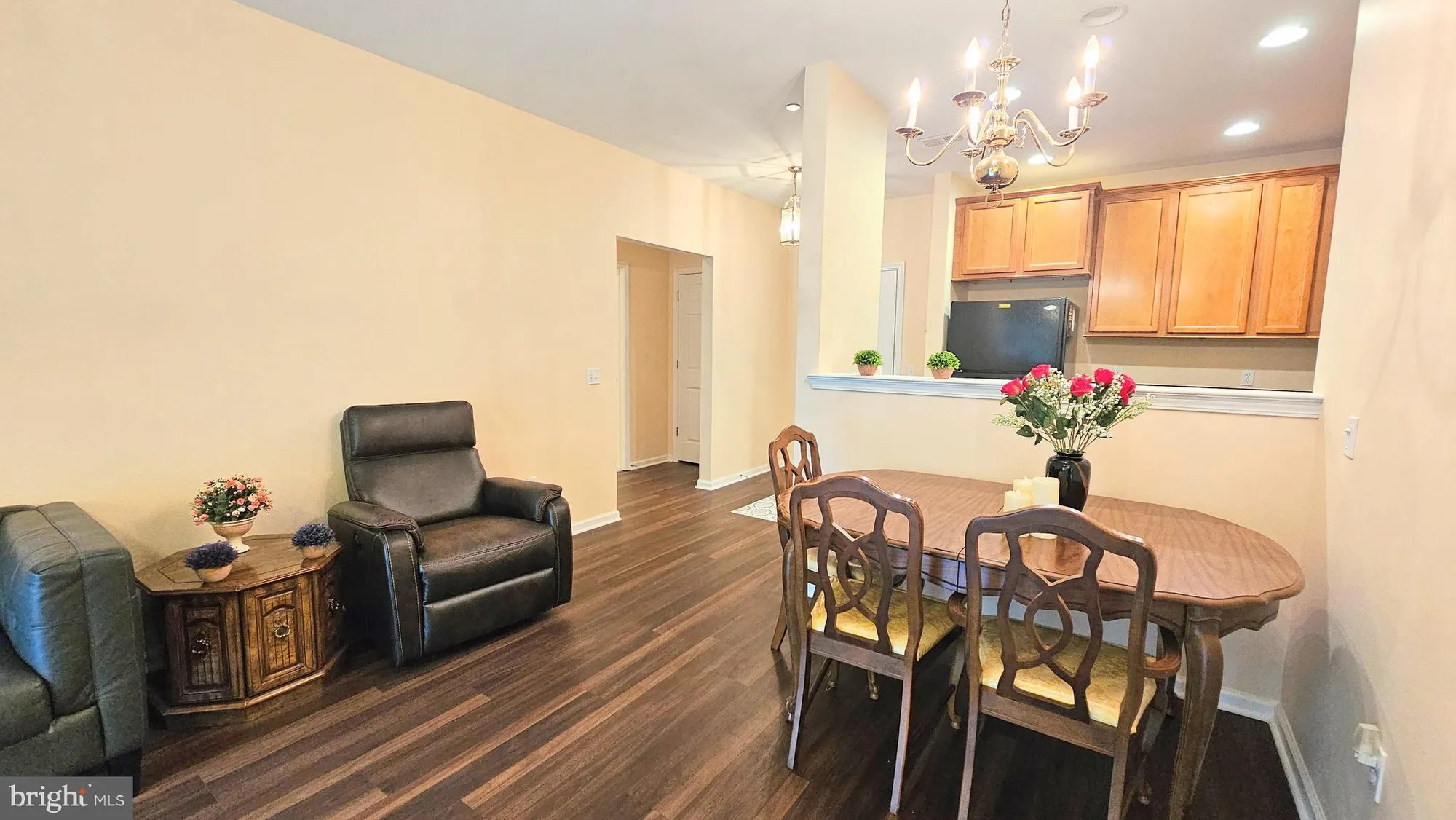 Property Slideshow image 8 of 33 | 1309 colts cir d, Lawrence Township, NJ, 08648