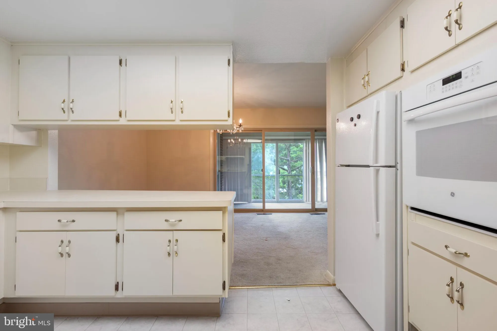 Property Slideshow image 5 of 32 | 3360 gleneagles dr 71-2b, Silver Spring, MD, 20906
