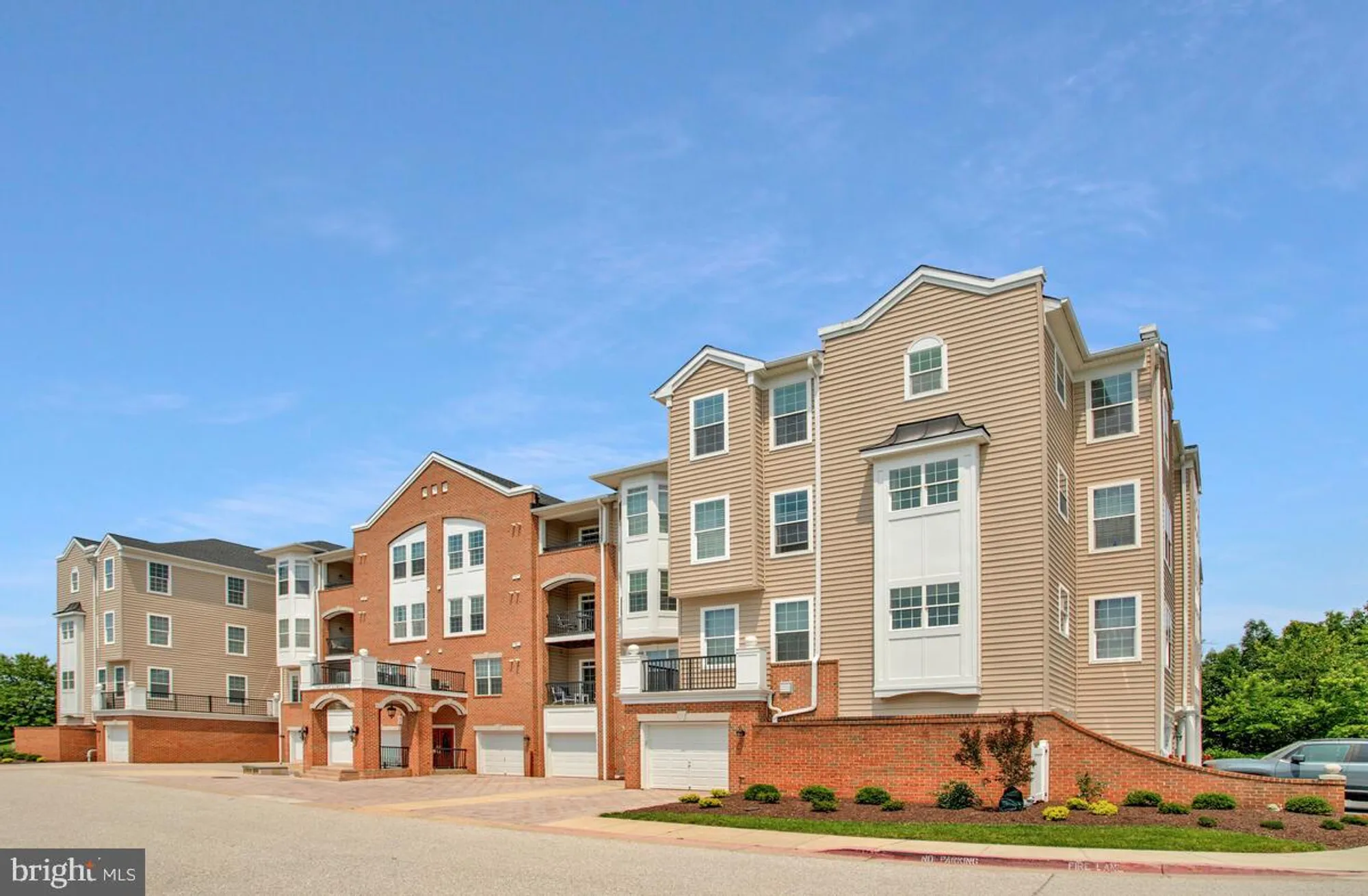 Property Slideshow image 2 of 62 | 7305 maplecrest rd 206, Elkridge, MD, 21075