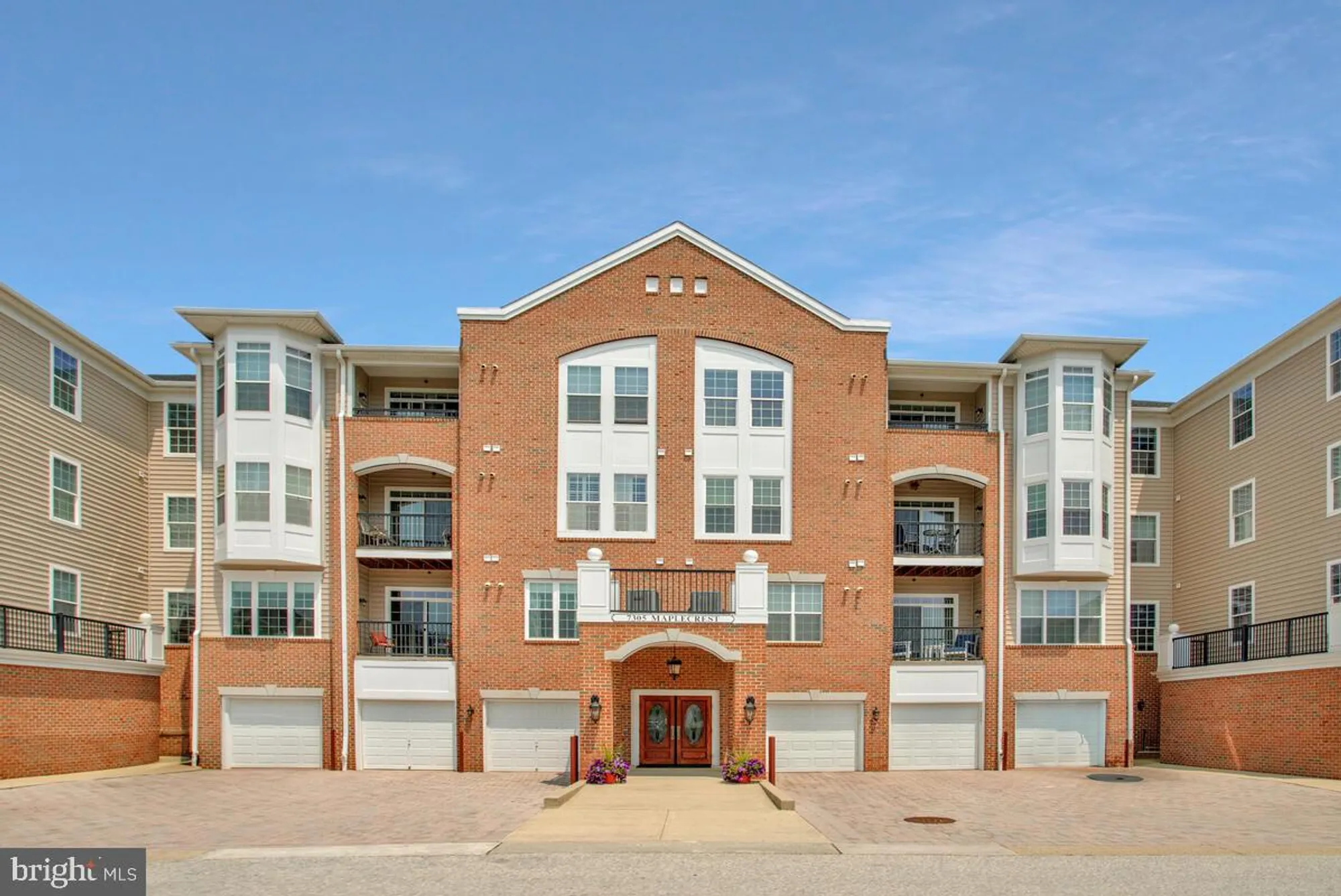 Property Slideshow image 3 of 62 | 7305 maplecrest rd 206, Elkridge, MD, 21075