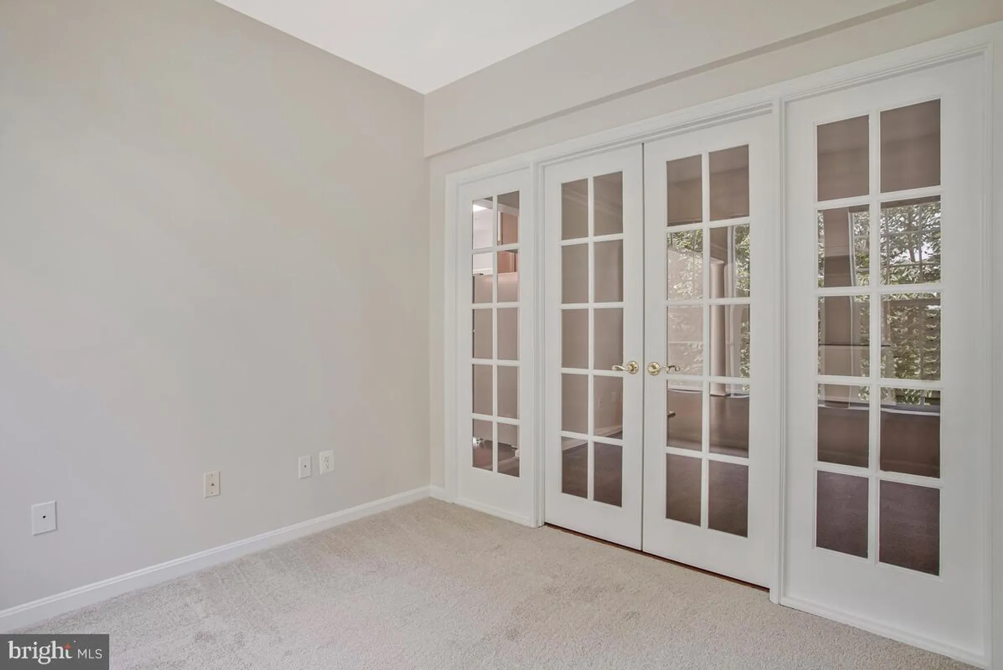 Property Slideshow image 11 of 62 | 7305 maplecrest rd 206, Elkridge, MD, 21075
