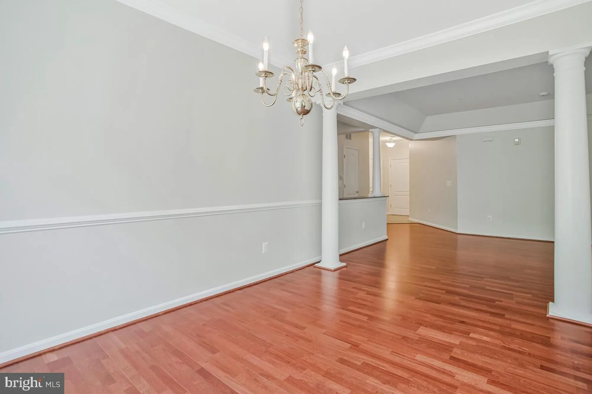 Property Slideshow image 14 of 62 | 7305 maplecrest rd 206, Elkridge, MD, 21075