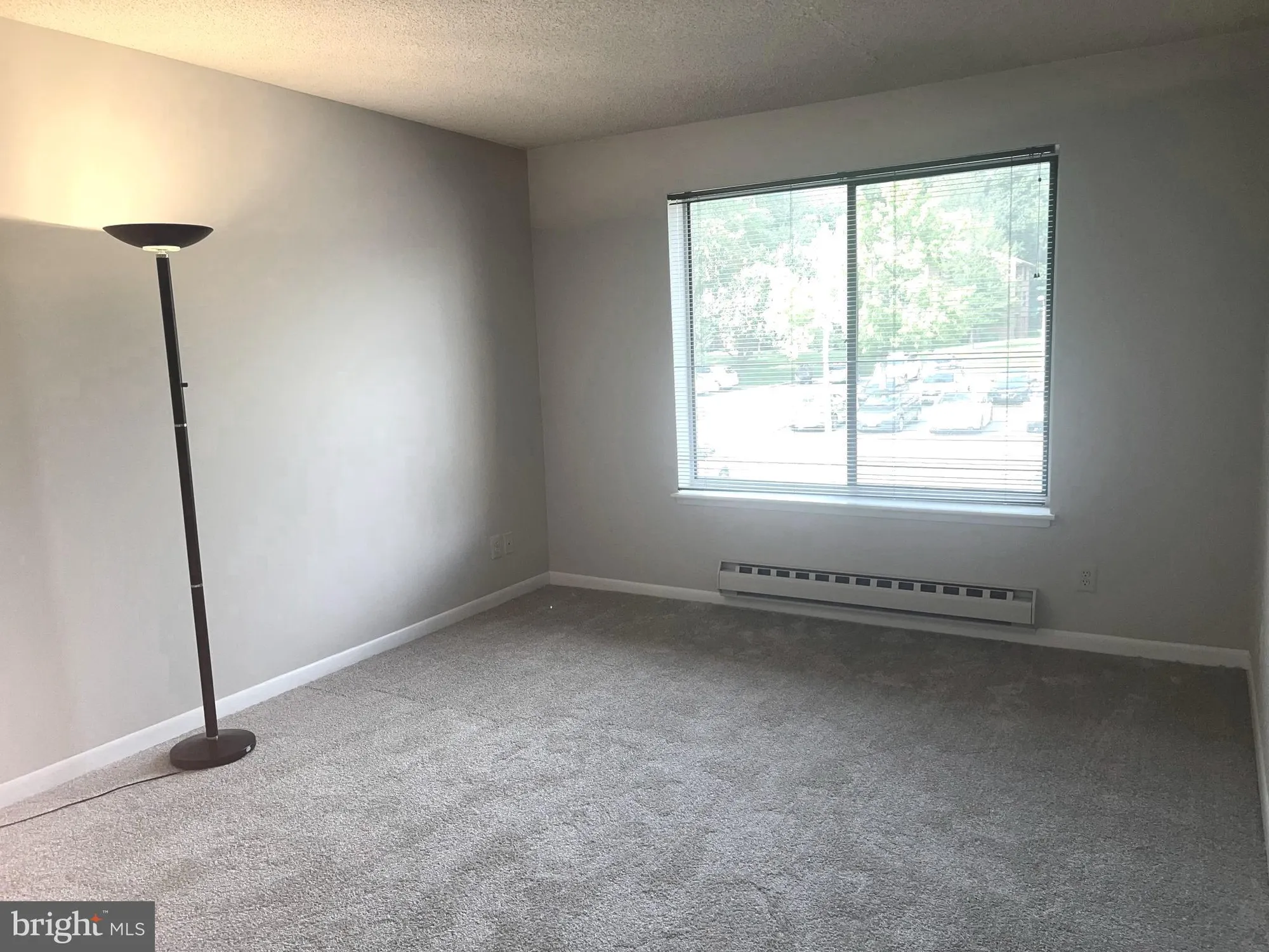 Property Slideshow image 16 of 44 | 15300 beaverbrook ct 88-2b, Silver Spring, MD, 20906