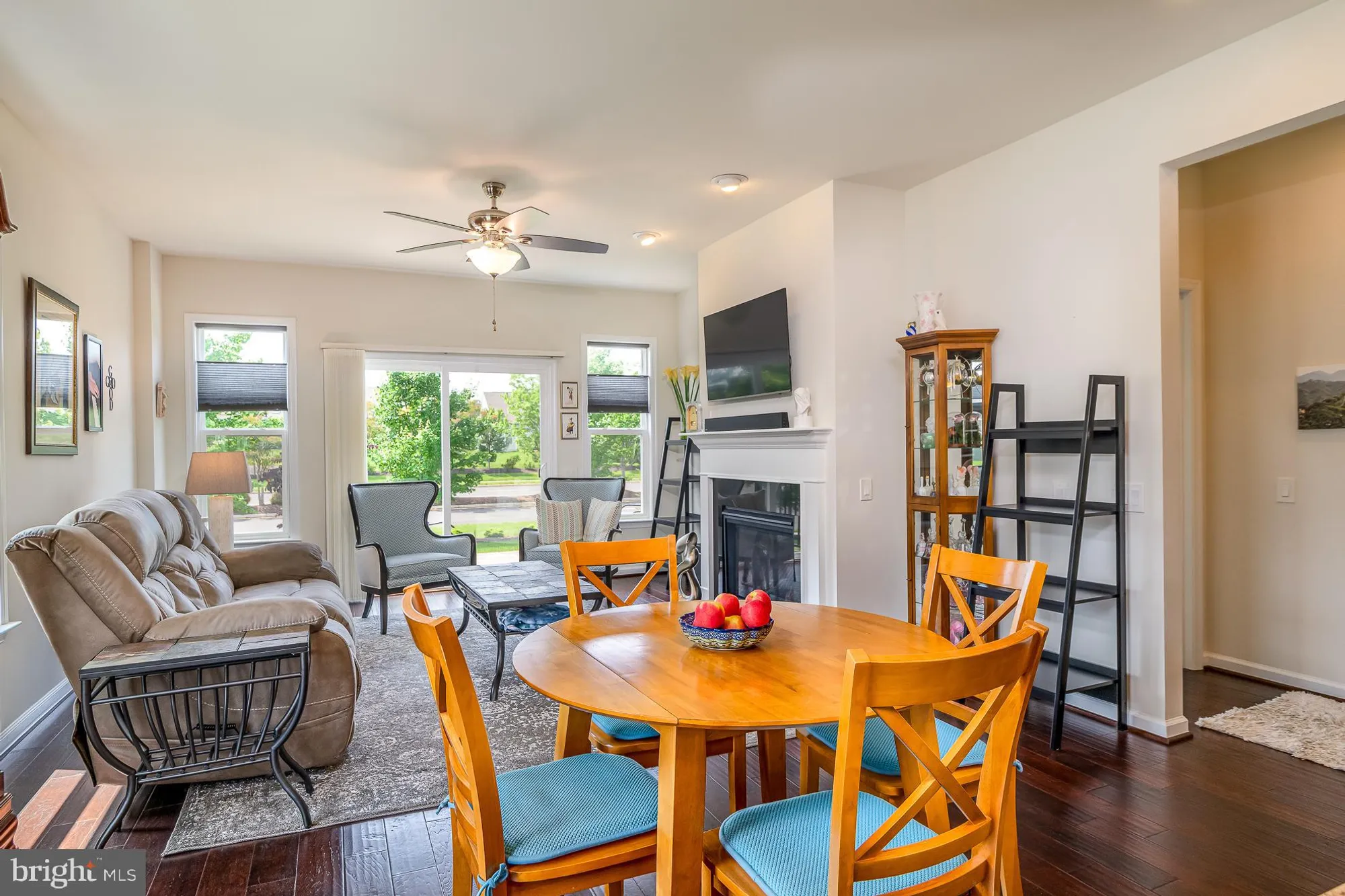 Property Slideshow image 5 of 40 | 112 long point dr, Fredericksburg, VA, 22406