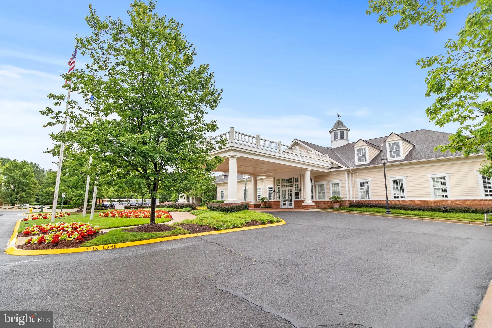 Property Slideshow image 52 of 57 | 15691 alderbrook dr, Haymarket, VA, 20169