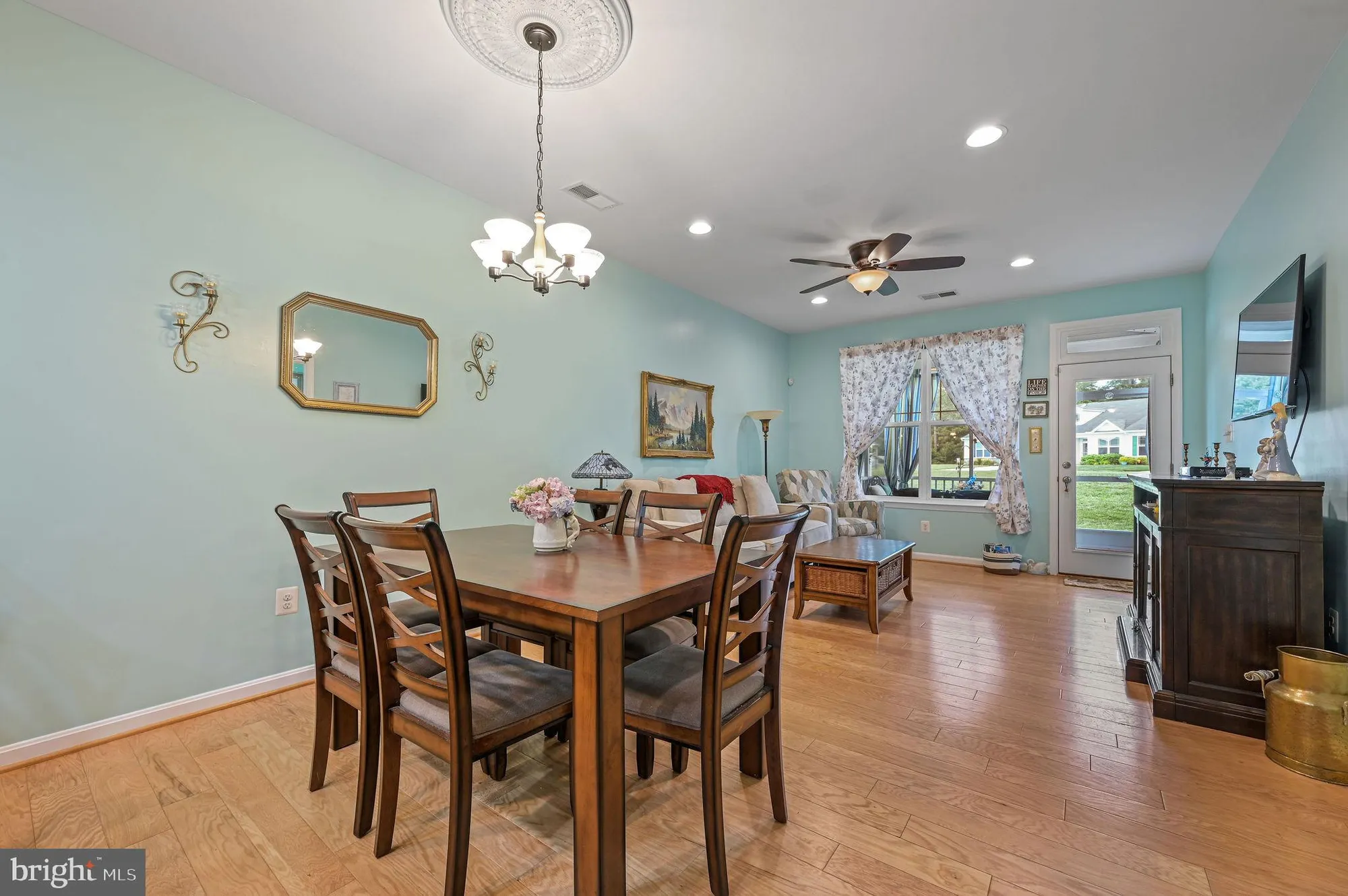 Property Slideshow image 7 of 30 | 147 candor ln, Dover, DE, 19901