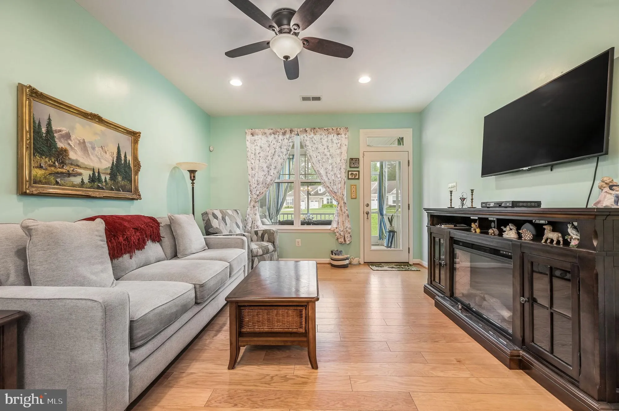 Property Slideshow image 11 of 30 | 147 candor ln, Dover, DE, 19901