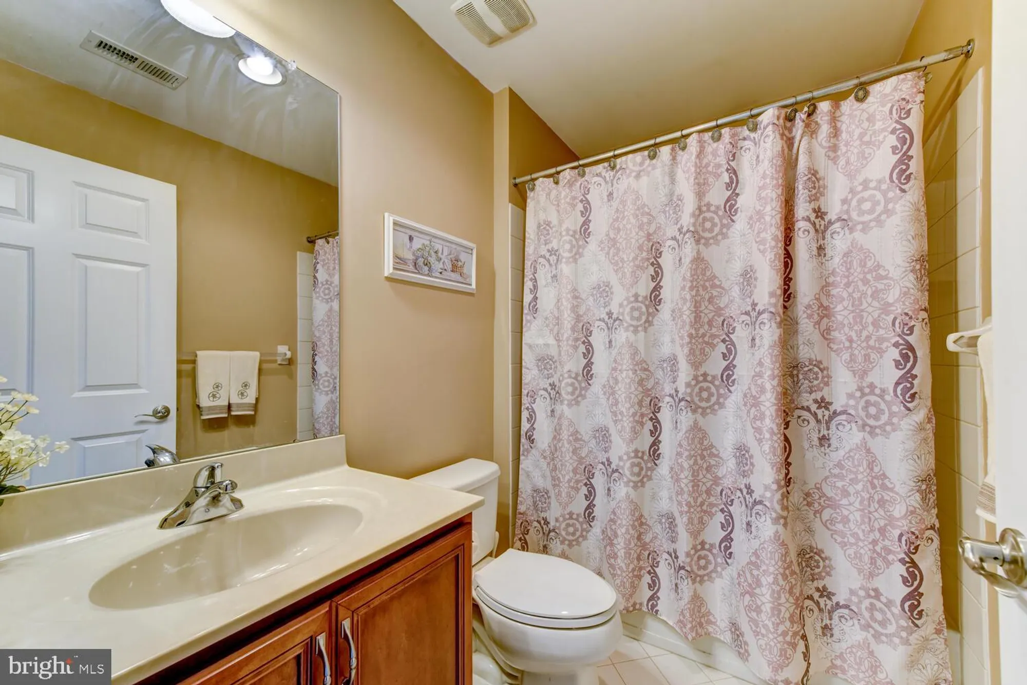 Property Slideshow image 49 of 68 | 118 andover dr, Kendall Park, NJ, 08824