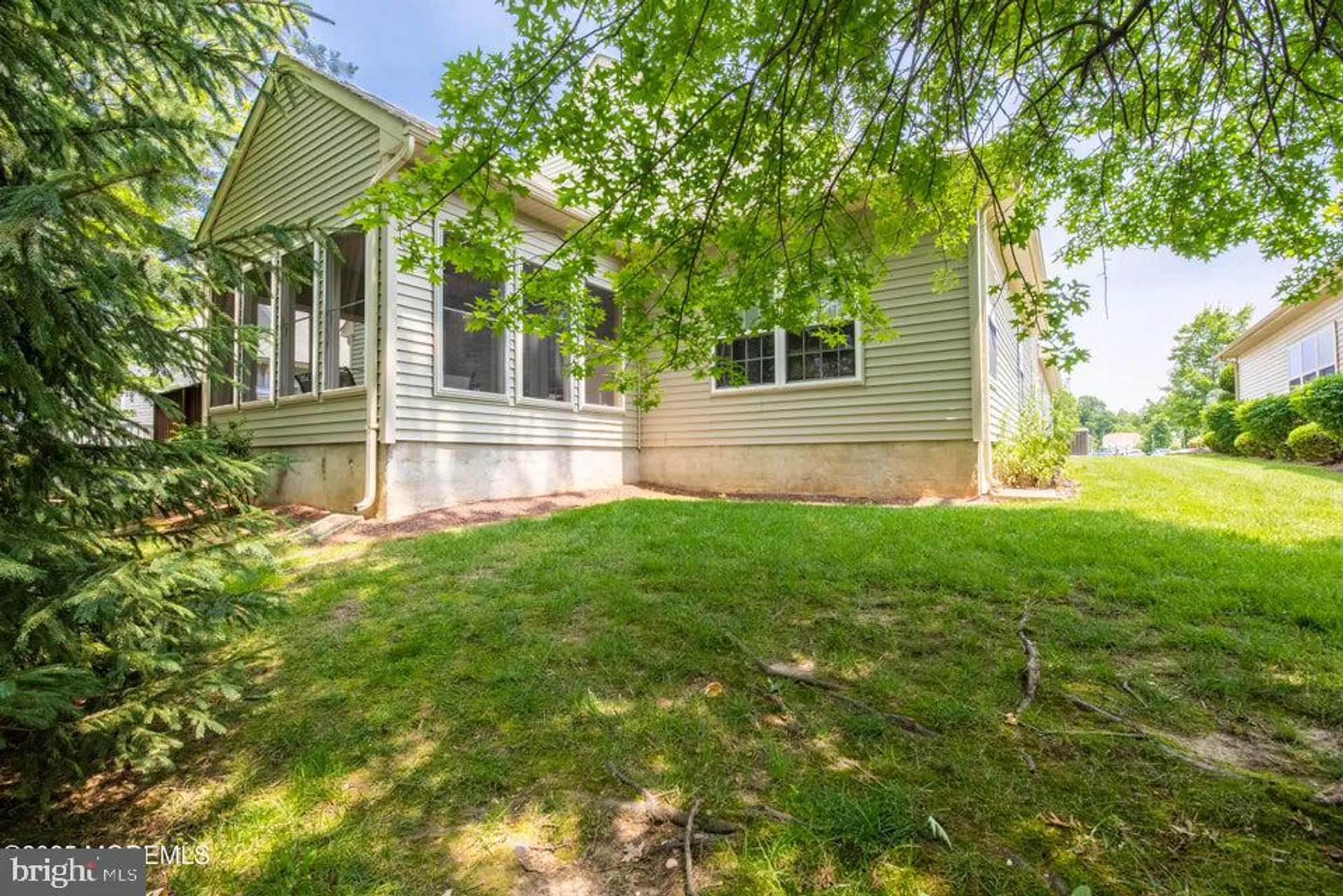 Property Slideshow image 10 of 98 | 221 valencia dr, Monroe Township, NJ, 08831