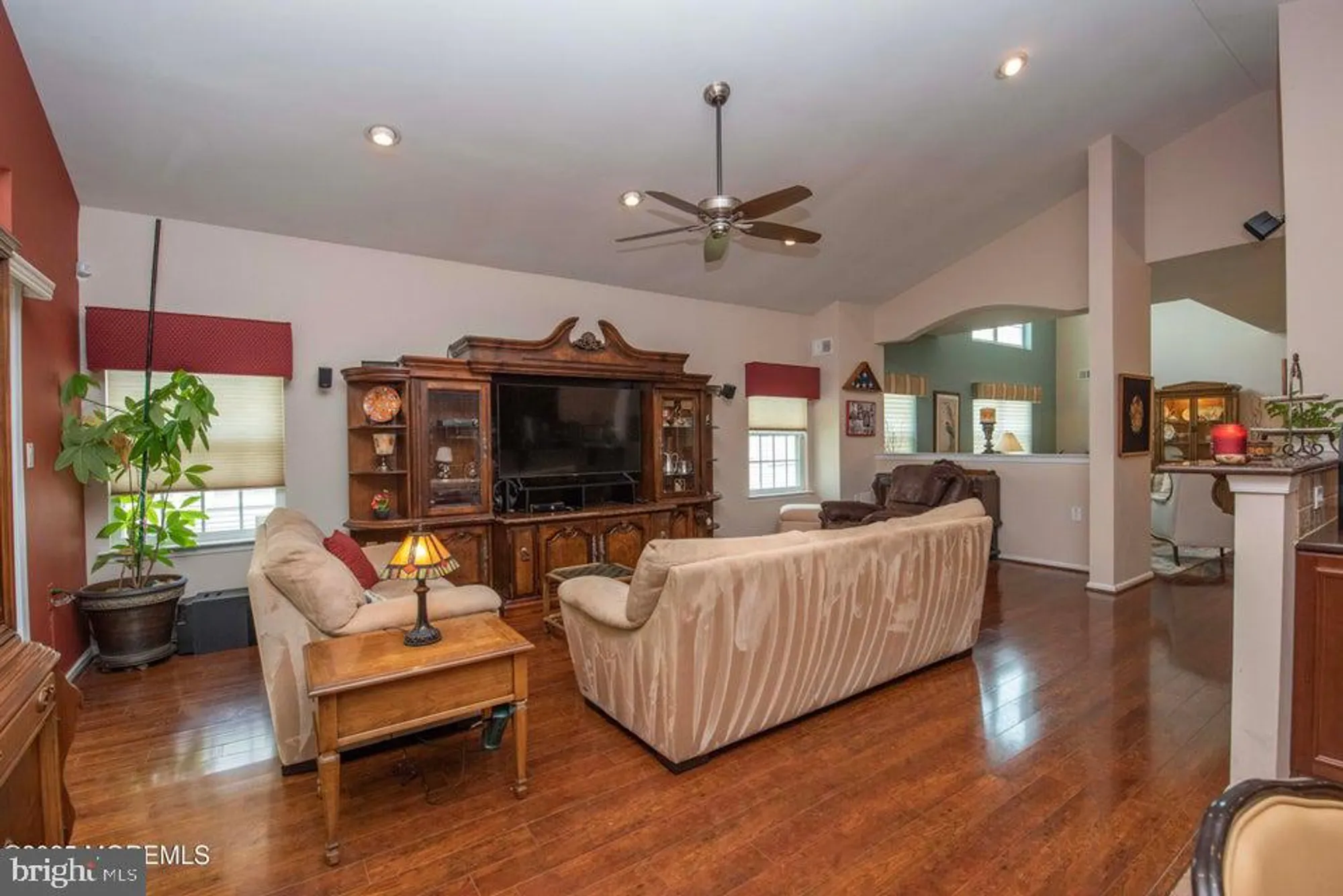 Property Slideshow image 42 of 98 | 221 valencia dr, Monroe Township, NJ, 08831
