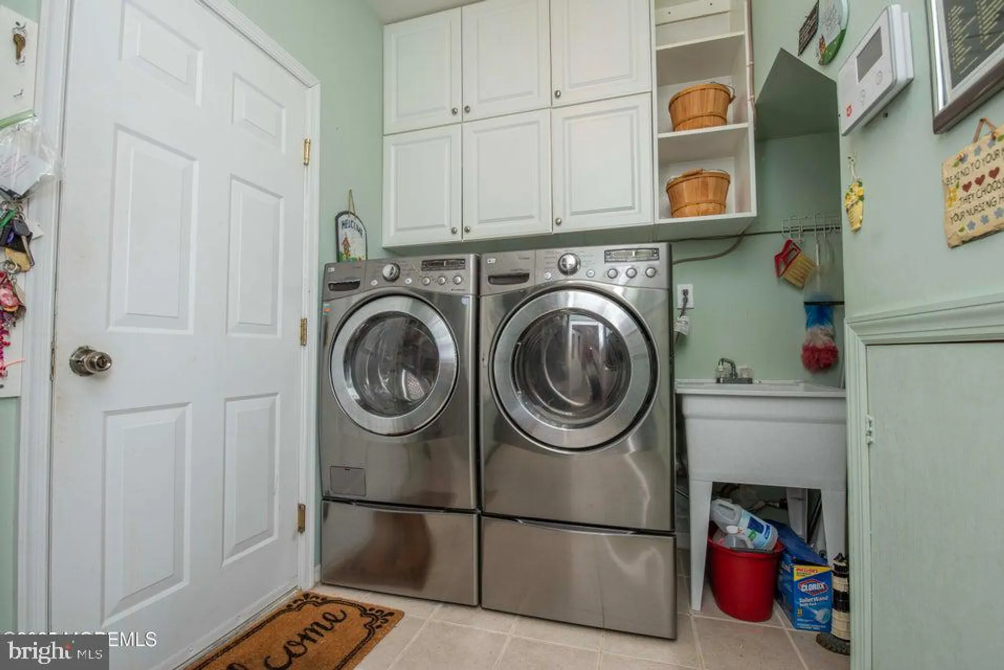 Property Slideshow image 62 of 98 | 221 valencia dr, Monroe Township, NJ, 08831