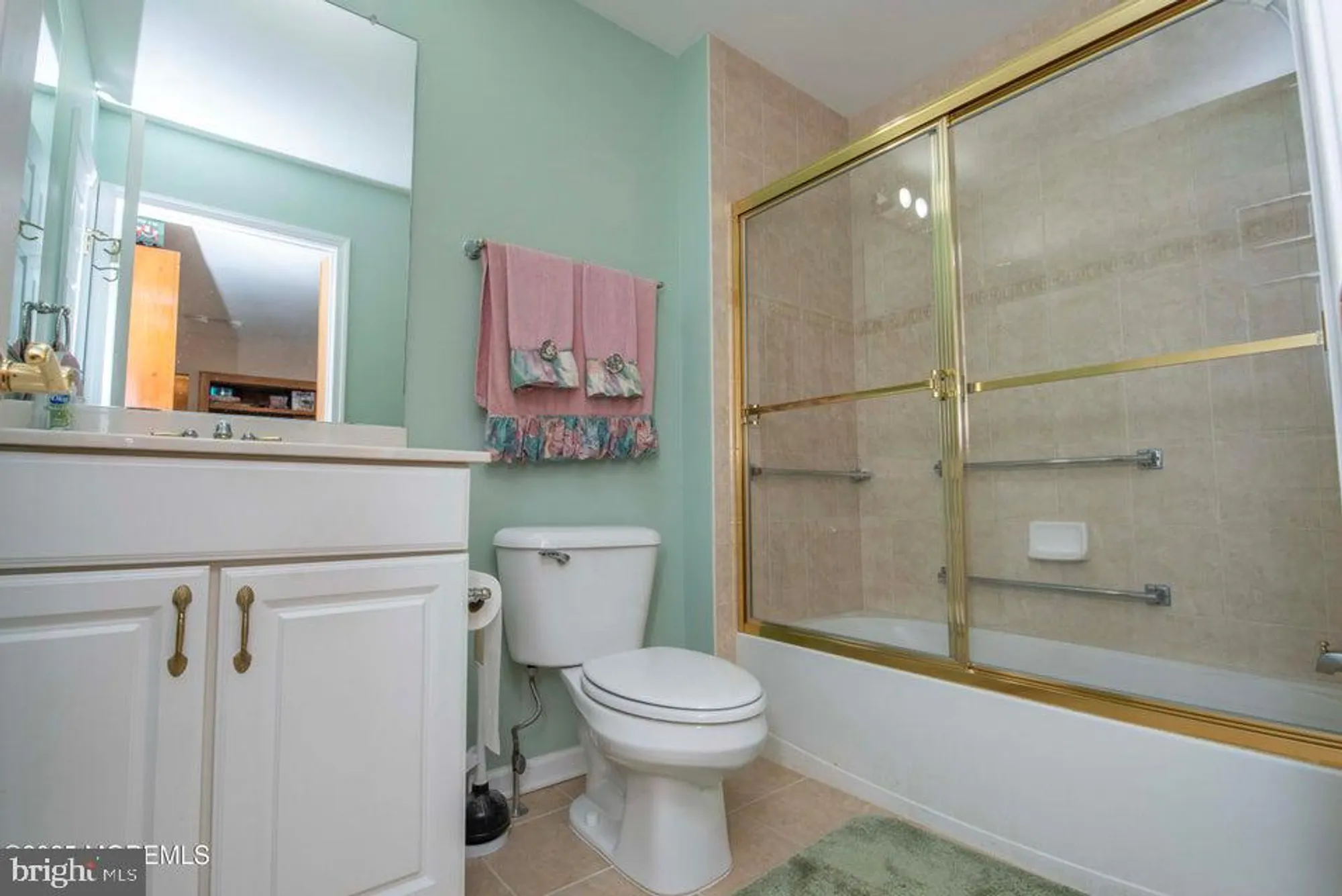 Property Slideshow image 68 of 98 | 221 valencia dr, Monroe Township, NJ, 08831
