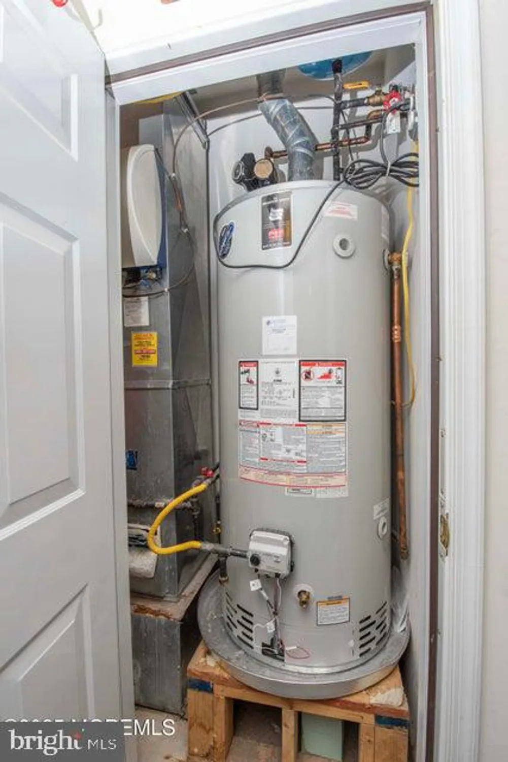 Property Slideshow image 74 of 98 | 221 valencia dr, Monroe Township, NJ, 08831