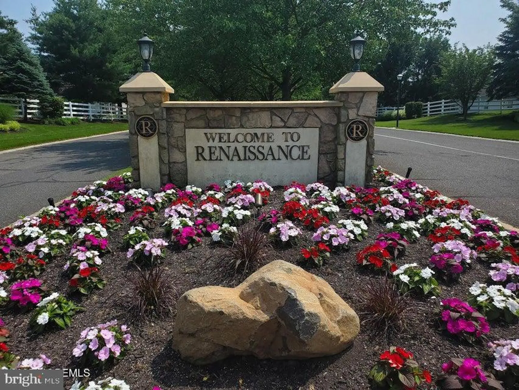 Property Slideshow image 76 of 98 | 221 valencia dr, Monroe Township, NJ, 08831