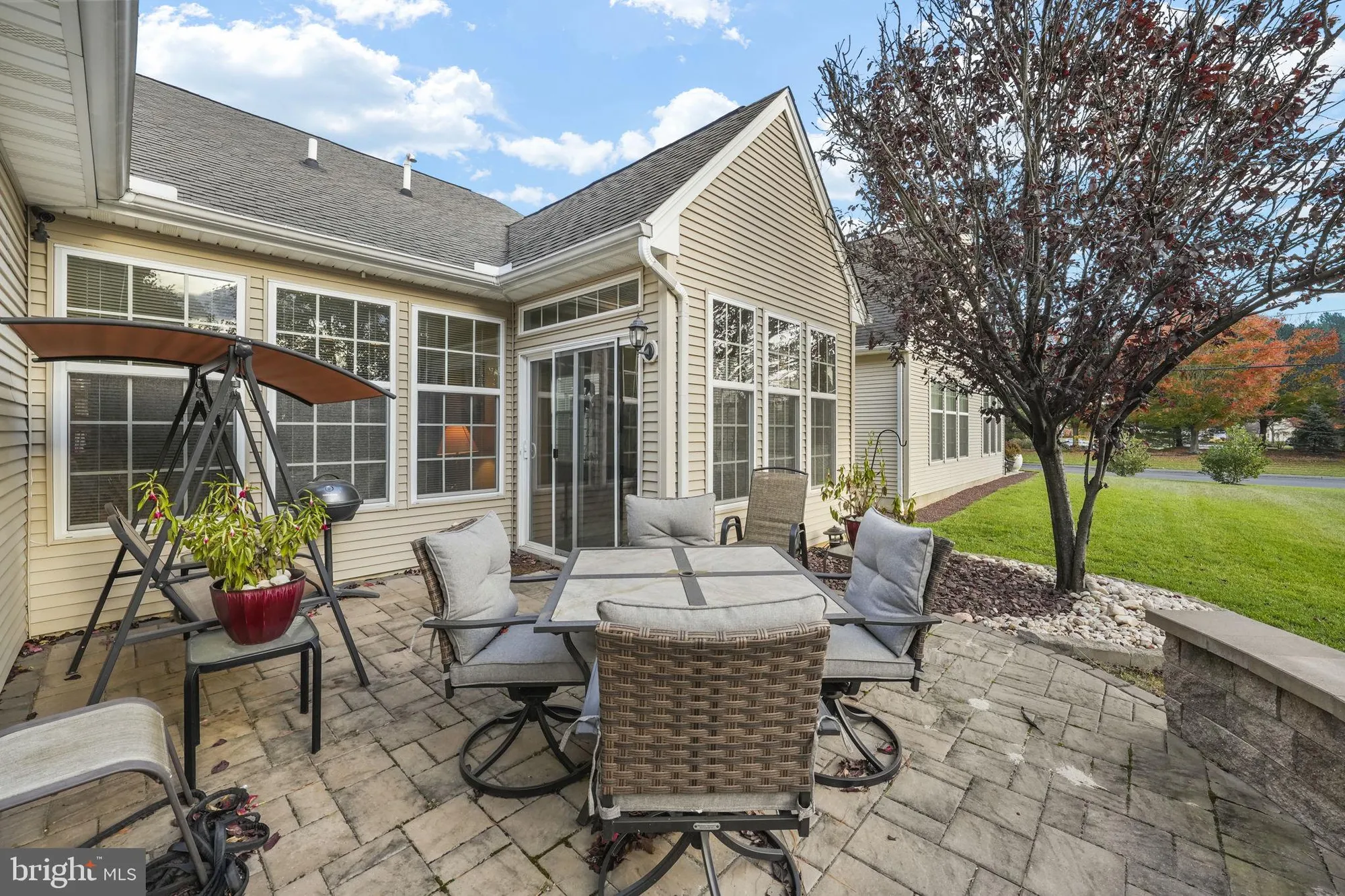 Property Slideshow image 31 of 39 | 4 brakeman ct, Hightstown, NJ, 08520