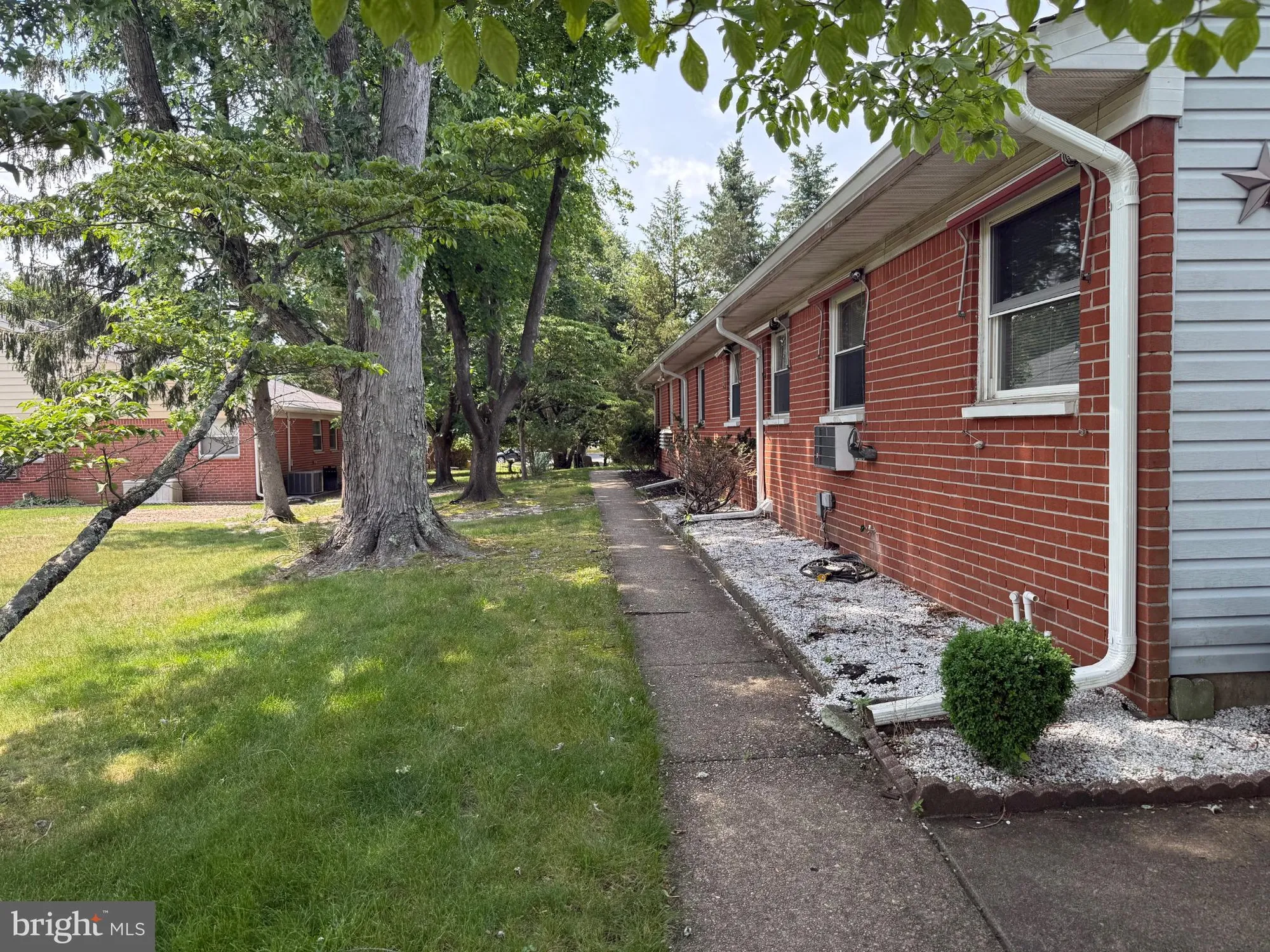 Property Slideshow image 1 of 21 | 768d hudson pkwy, Whiting, NJ, 08759