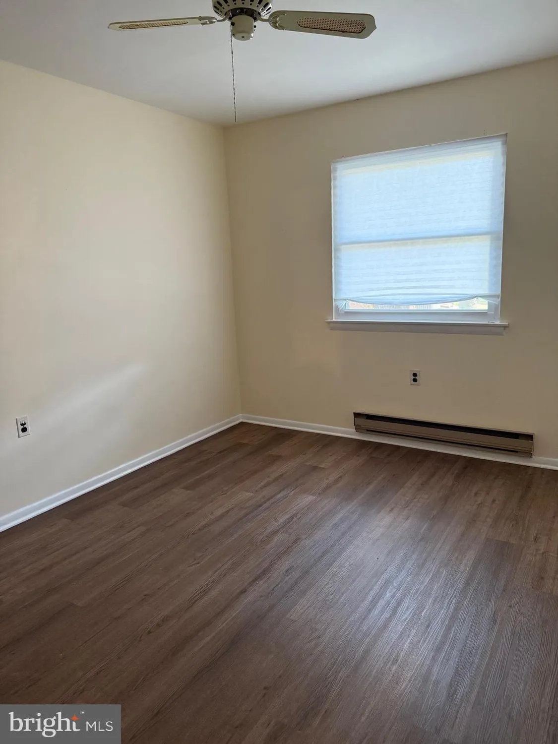 Property Slideshow image 8 of 21 | 768d hudson pkwy, Whiting, NJ, 08759