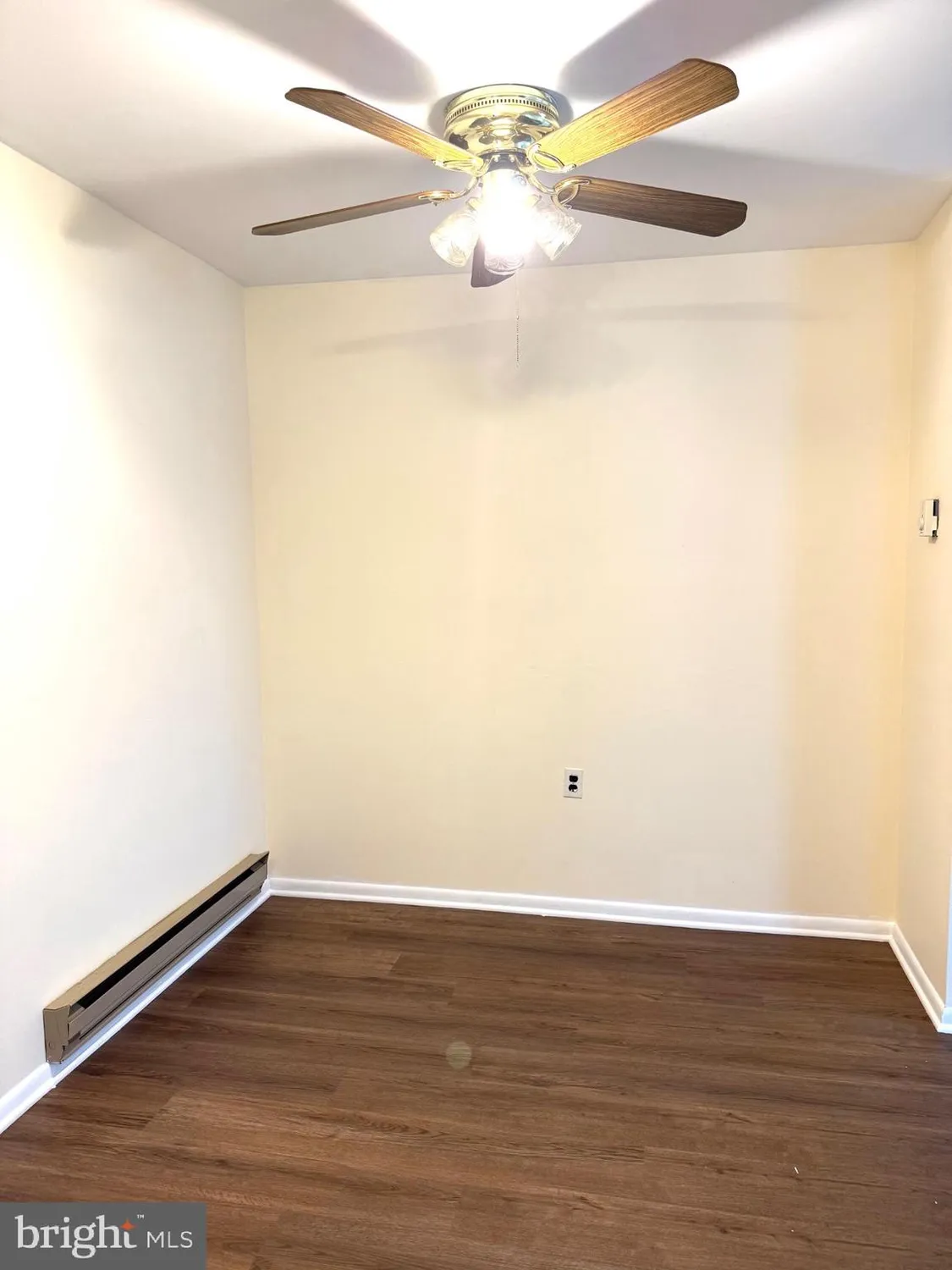 Property Slideshow image 14 of 21 | 768d hudson pkwy, Whiting, NJ, 08759