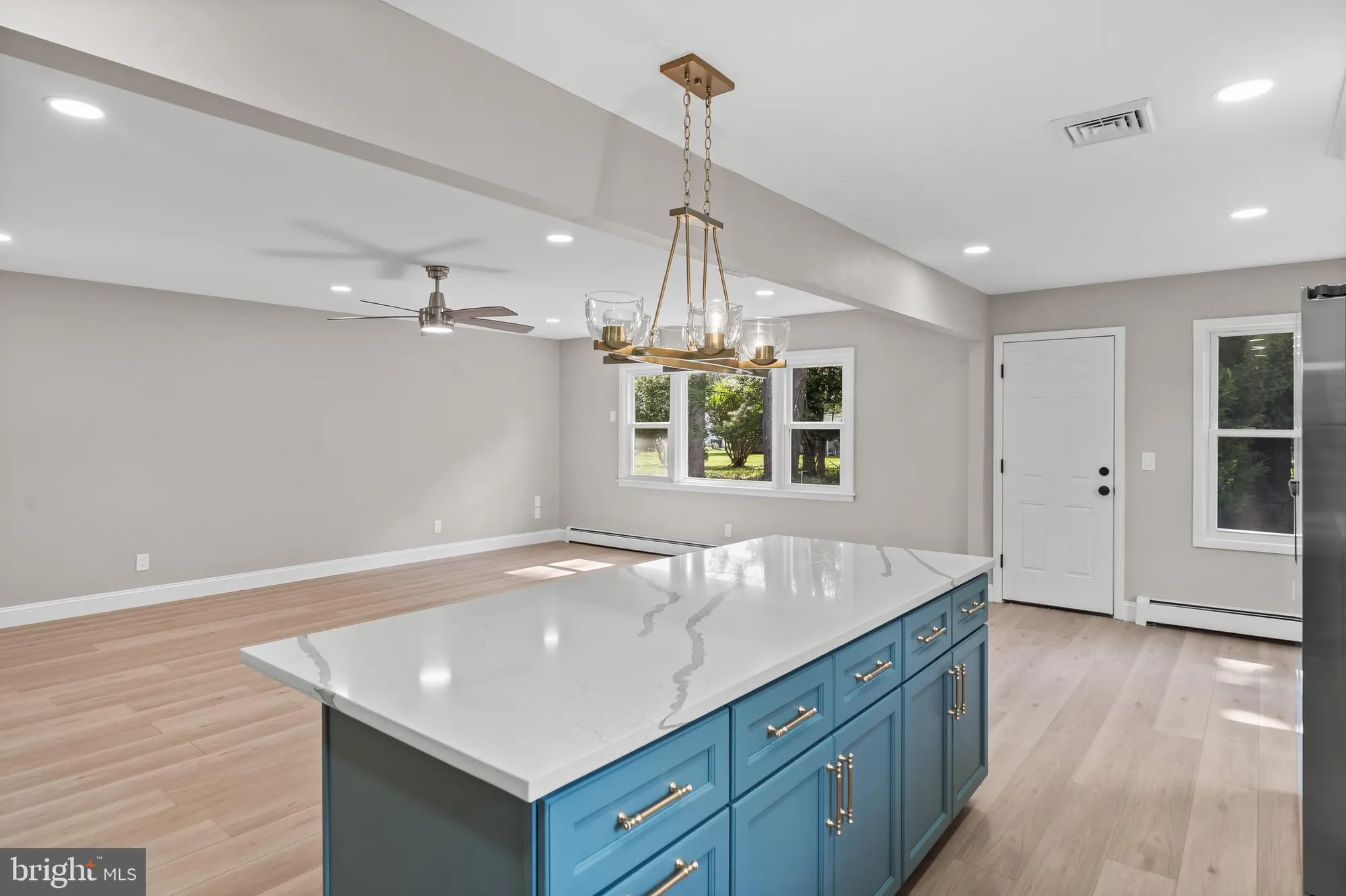 Property Slideshow image 4 of 23 | 15 brian ct, Toms River, NJ, 08757