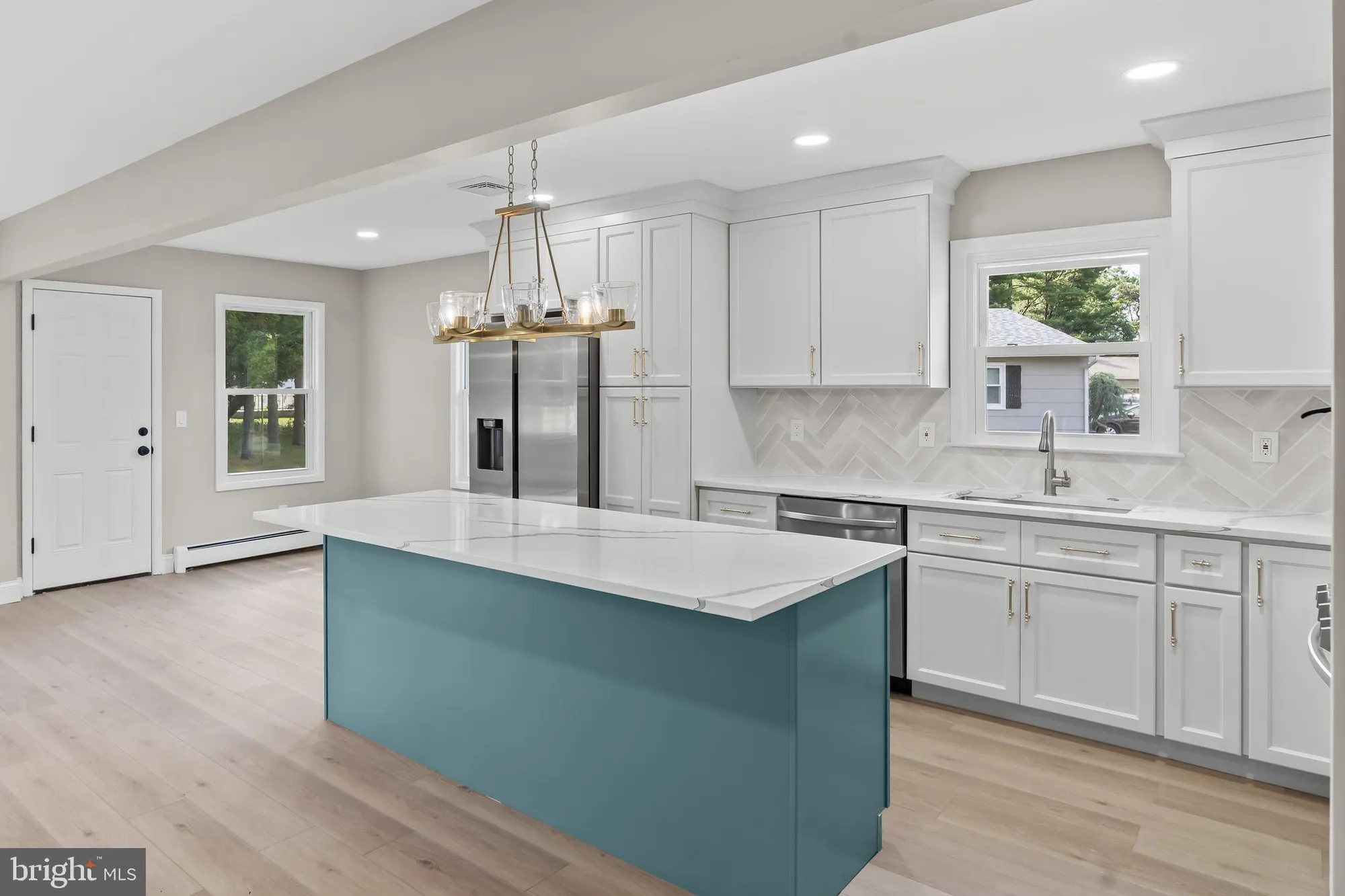 Property Slideshow image 7 of 23 | 15 brian ct, Toms River, NJ, 08757