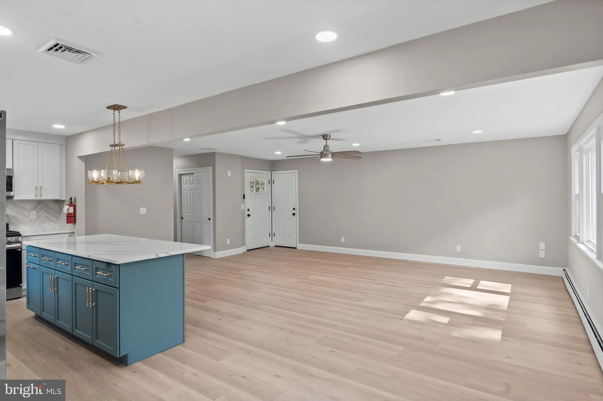 Property Slideshow image 11 of 23 | 15 brian ct, Toms River, NJ, 08757