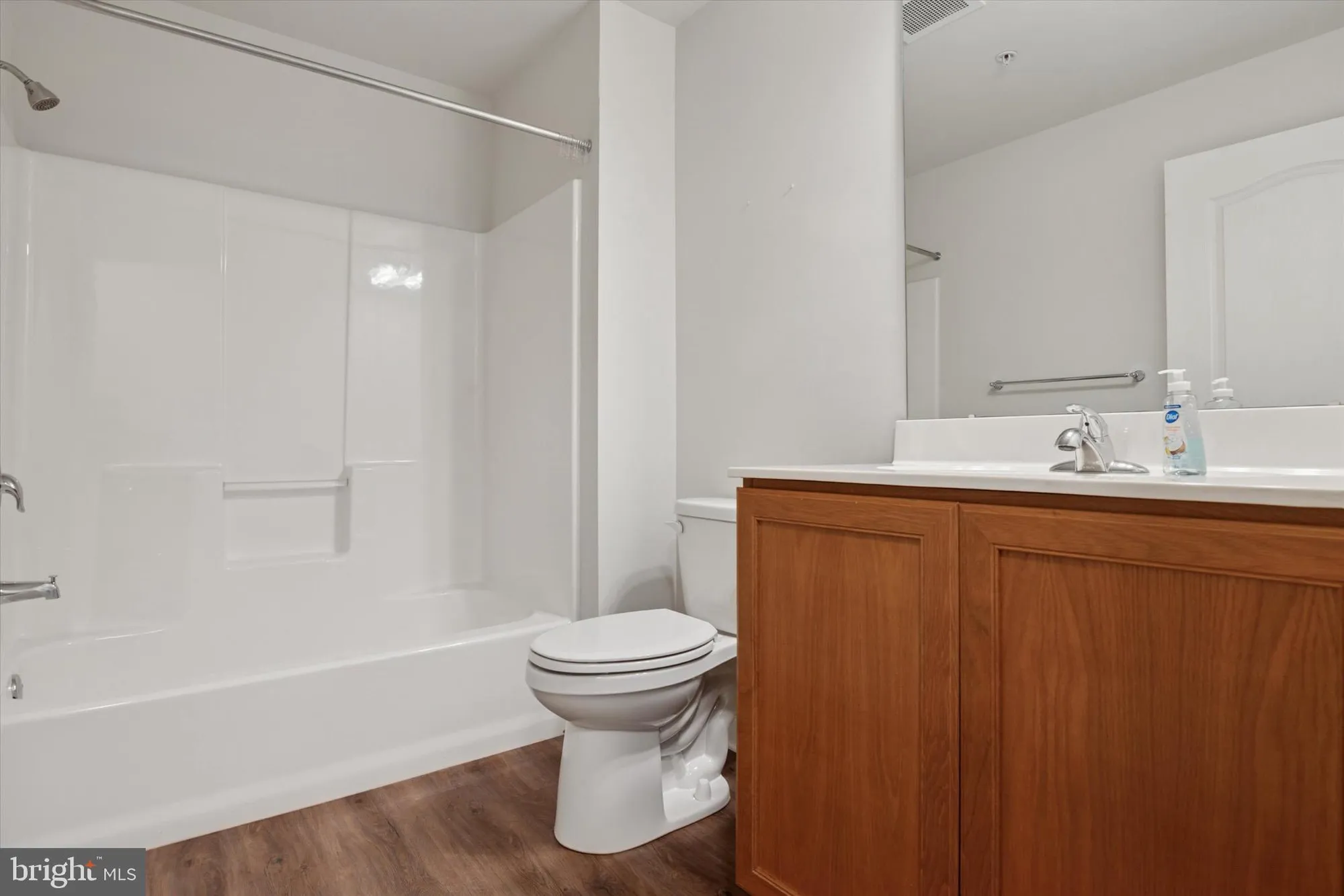 Property Slideshow image 15 of 25 | 3000 fountainview cir # 3206, Newark, DE, 19713