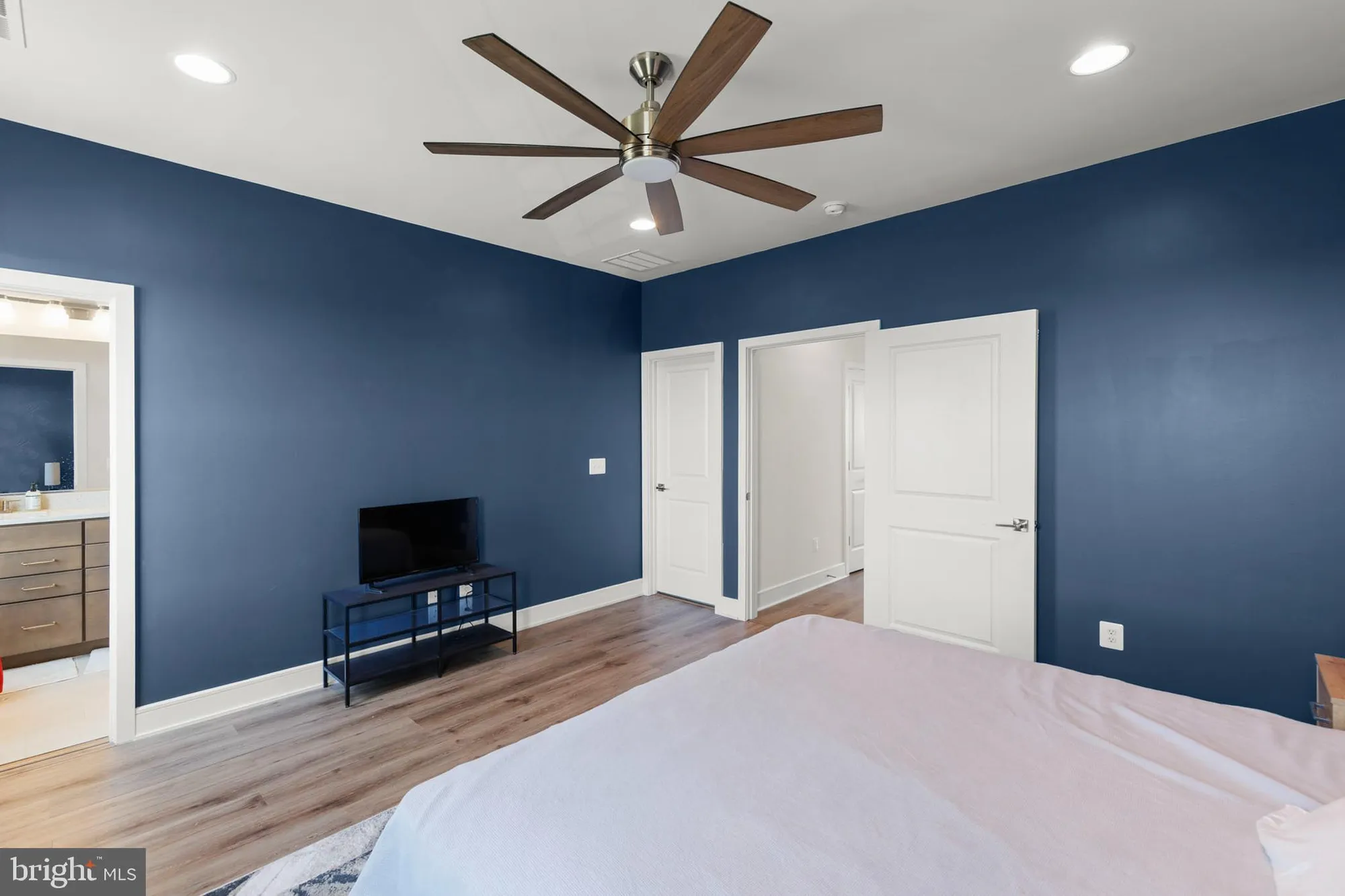 Property Slideshow image 18 of 29 | 102 phacelia way, Lake Frederick, VA, 22630