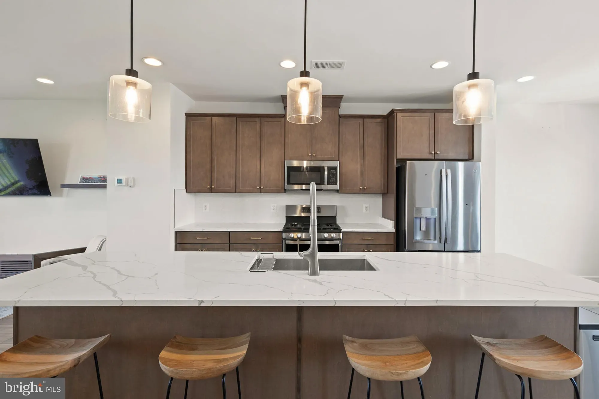 Property Slideshow image 10 of 29 | 102 phacelia way, Lake Frederick, VA, 22630