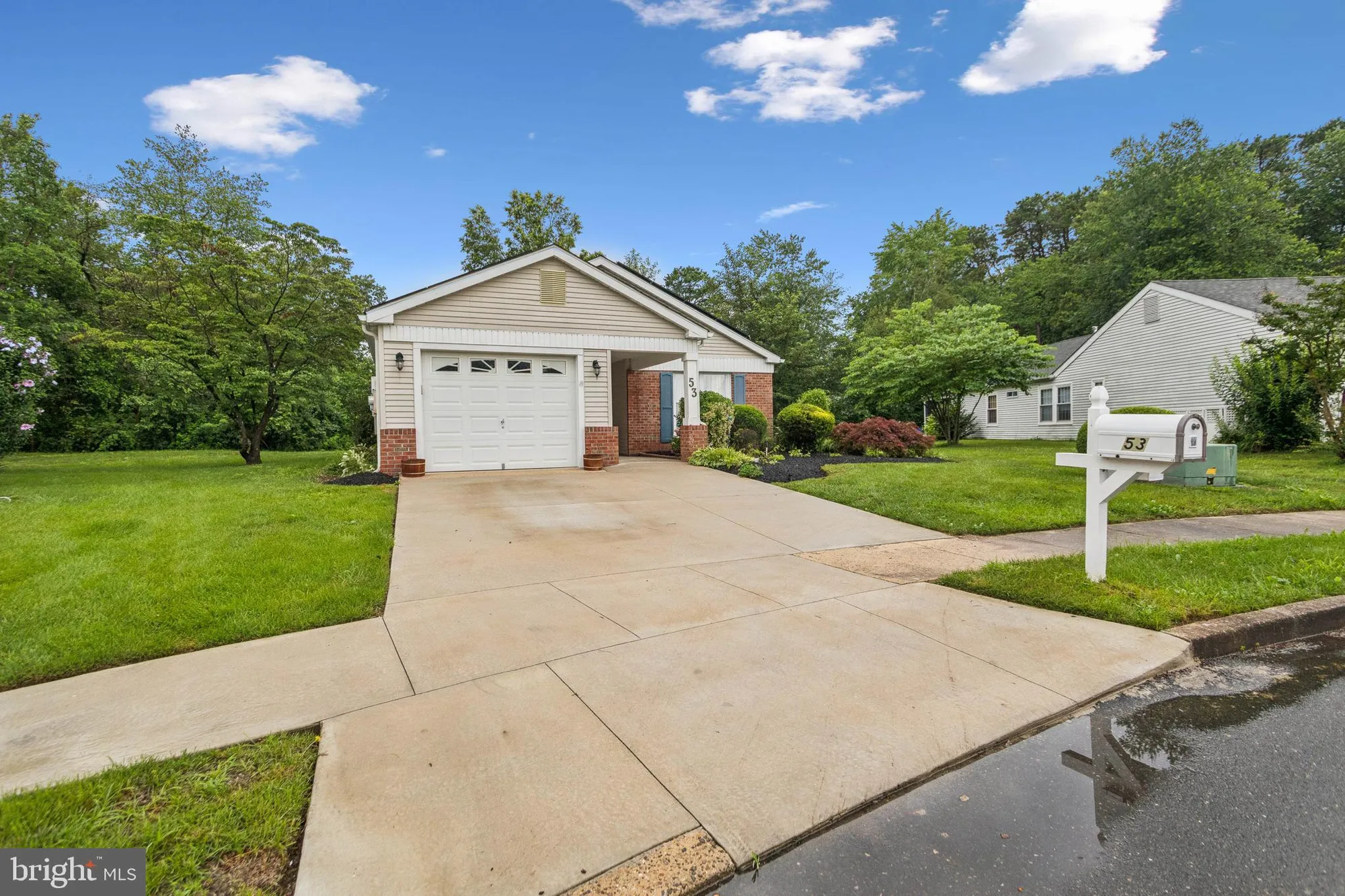 Property Slideshow image 2 of 30 | 53 finchley ct, Southampton, NJ, 08088