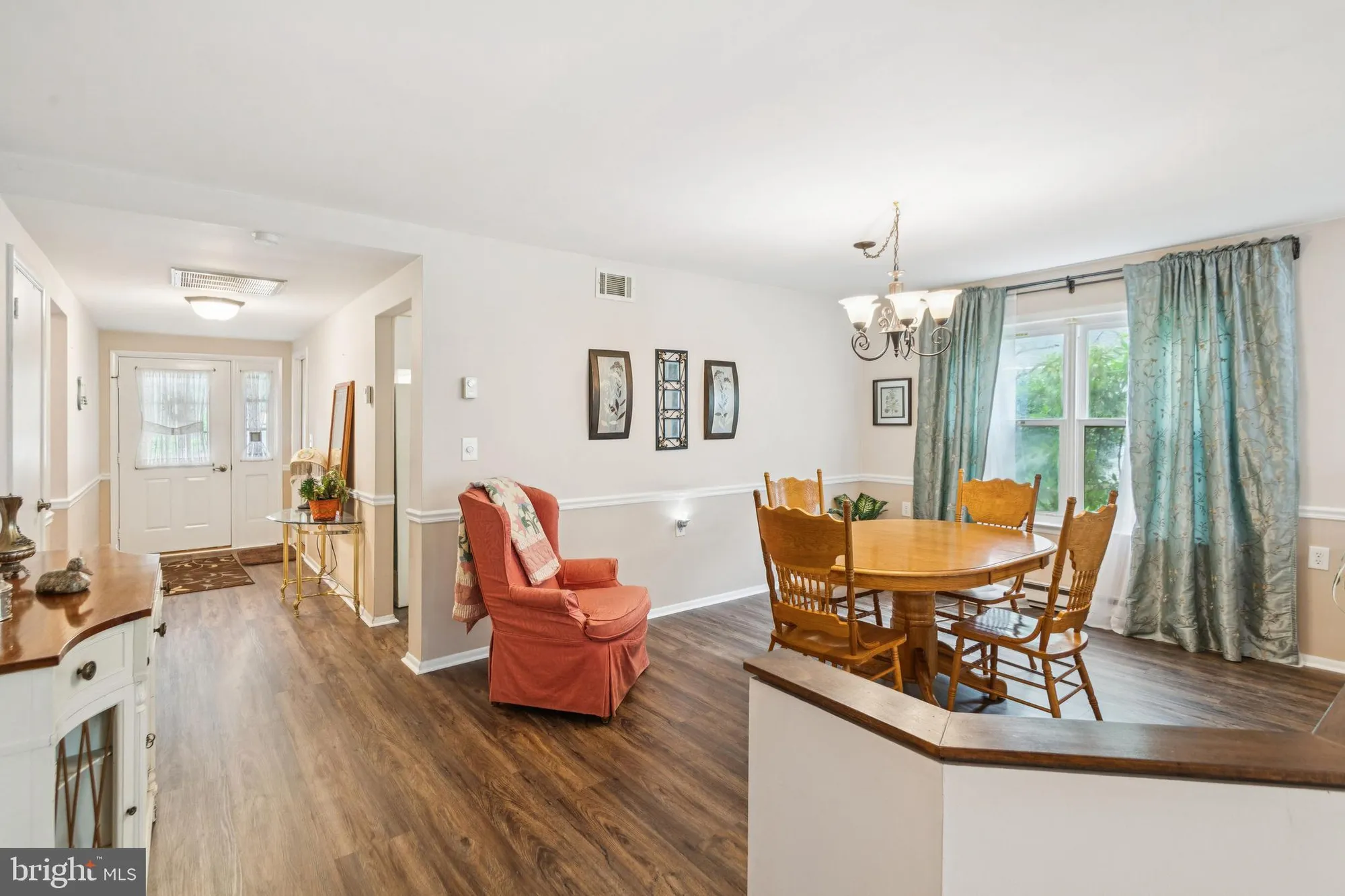 Property Slideshow image 13 of 30 | 53 finchley ct, Southampton, NJ, 08088