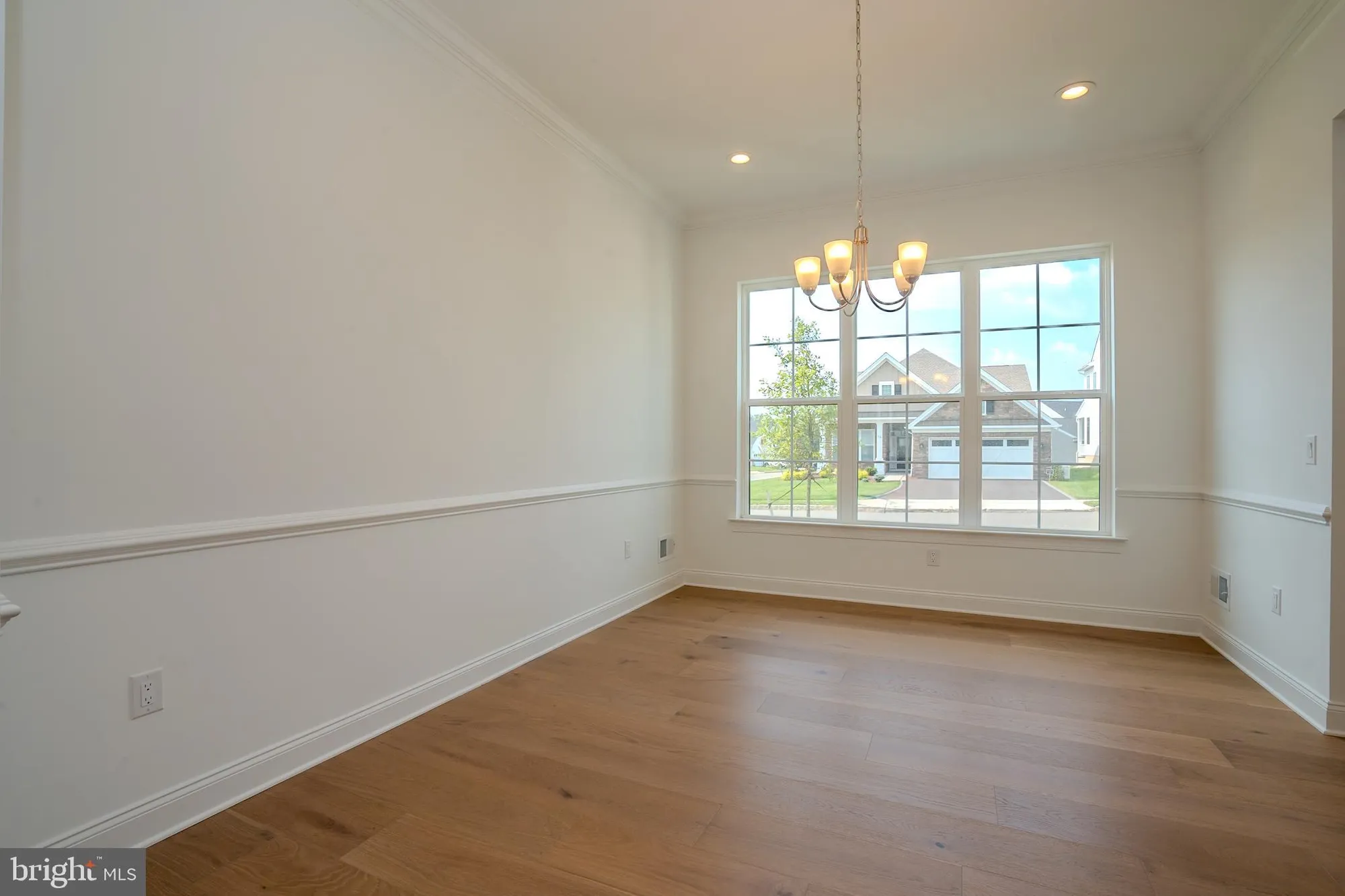 Property Slideshow image 9 of 38 | 15 ashlynn ct, Englishtown, NJ, 07726