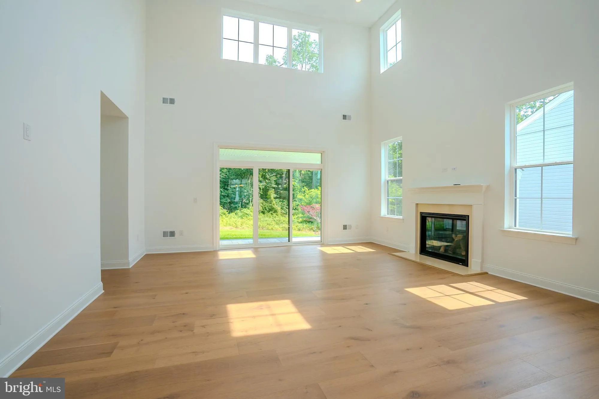 Property Slideshow image 18 of 38 | 15 ashlynn ct, Englishtown, NJ, 07726