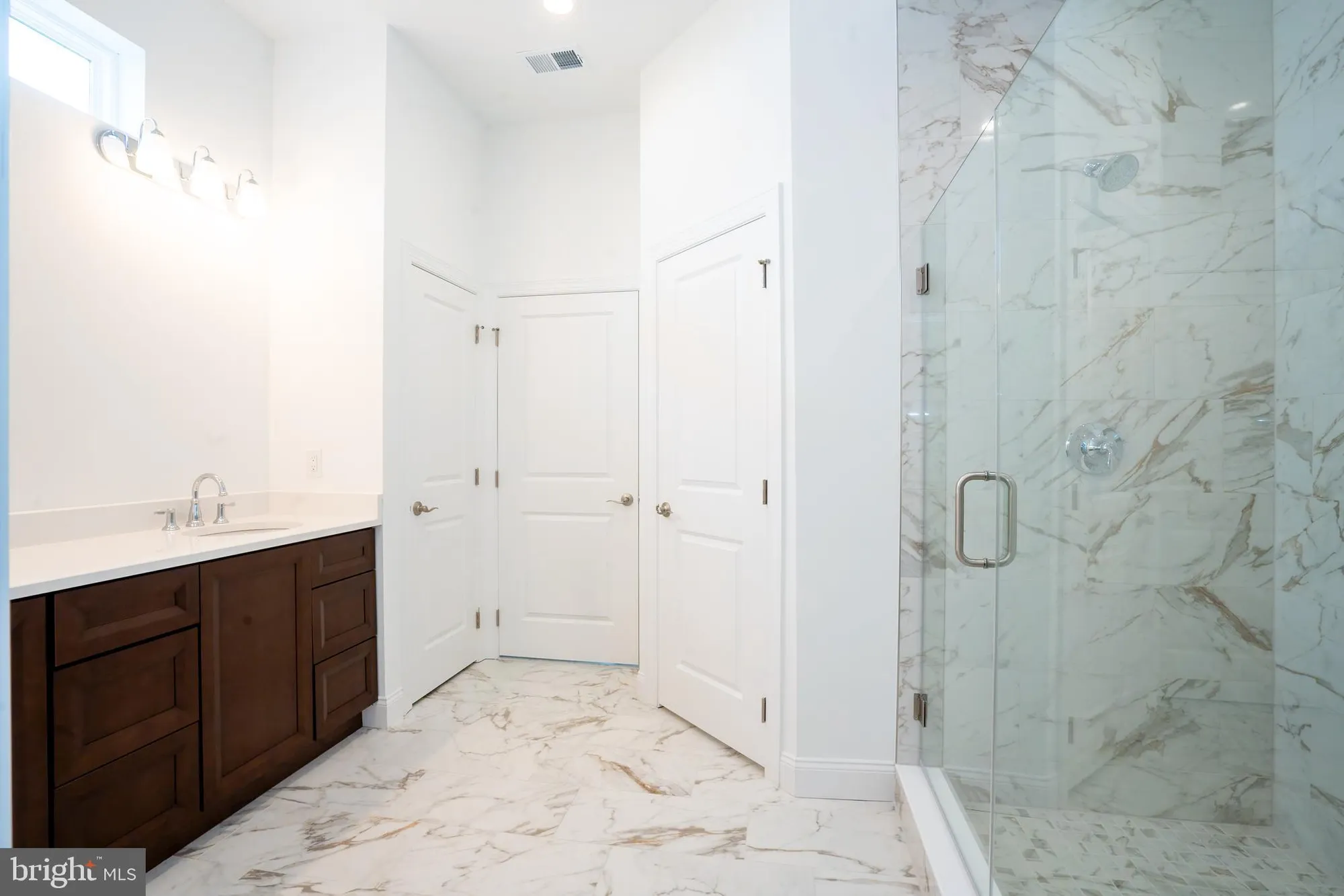 Property Slideshow image 25 of 38 | 15 ashlynn ct, Englishtown, NJ, 07726