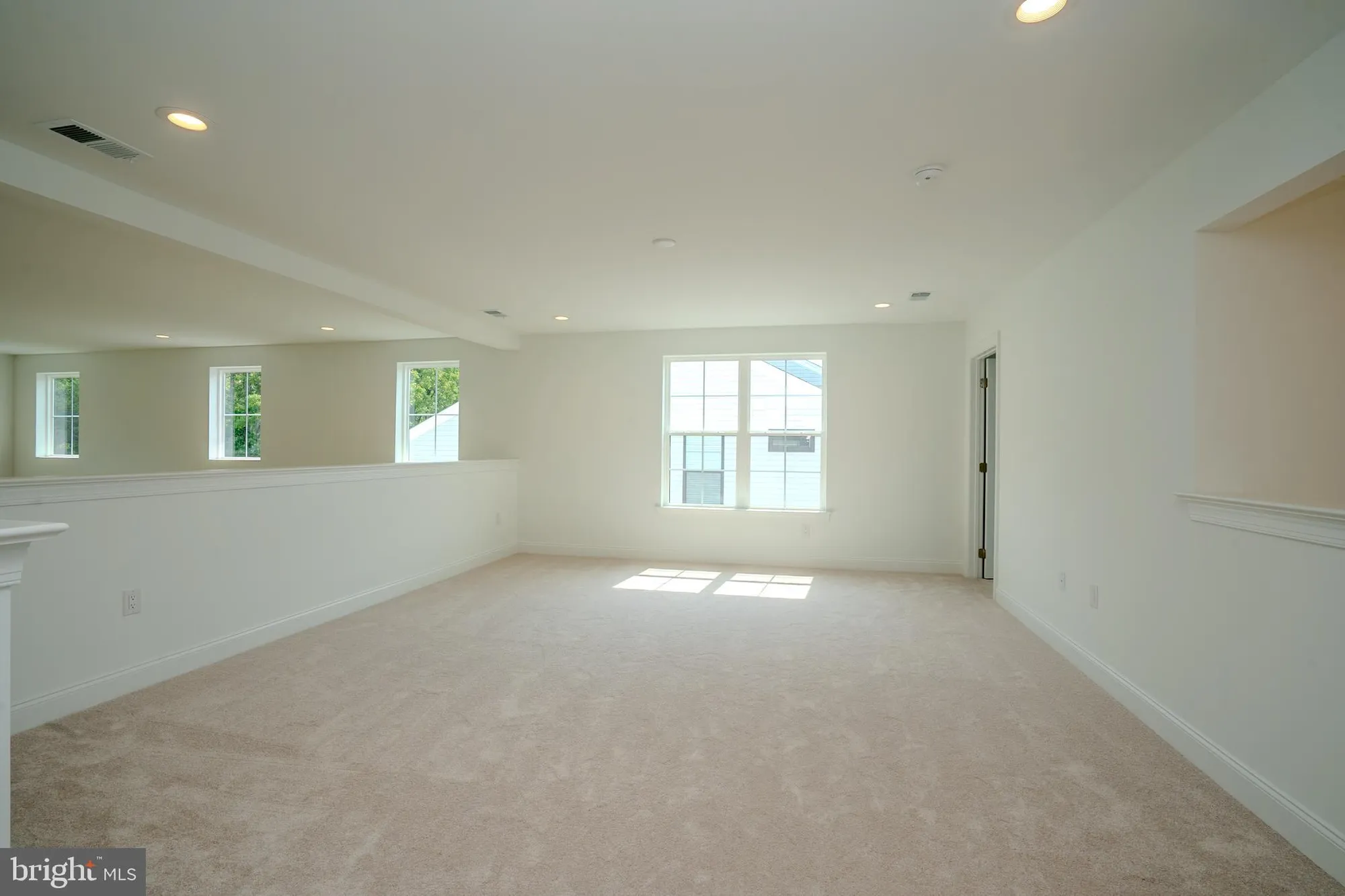 Property Slideshow image 30 of 38 | 15 ashlynn ct, Englishtown, NJ, 07726