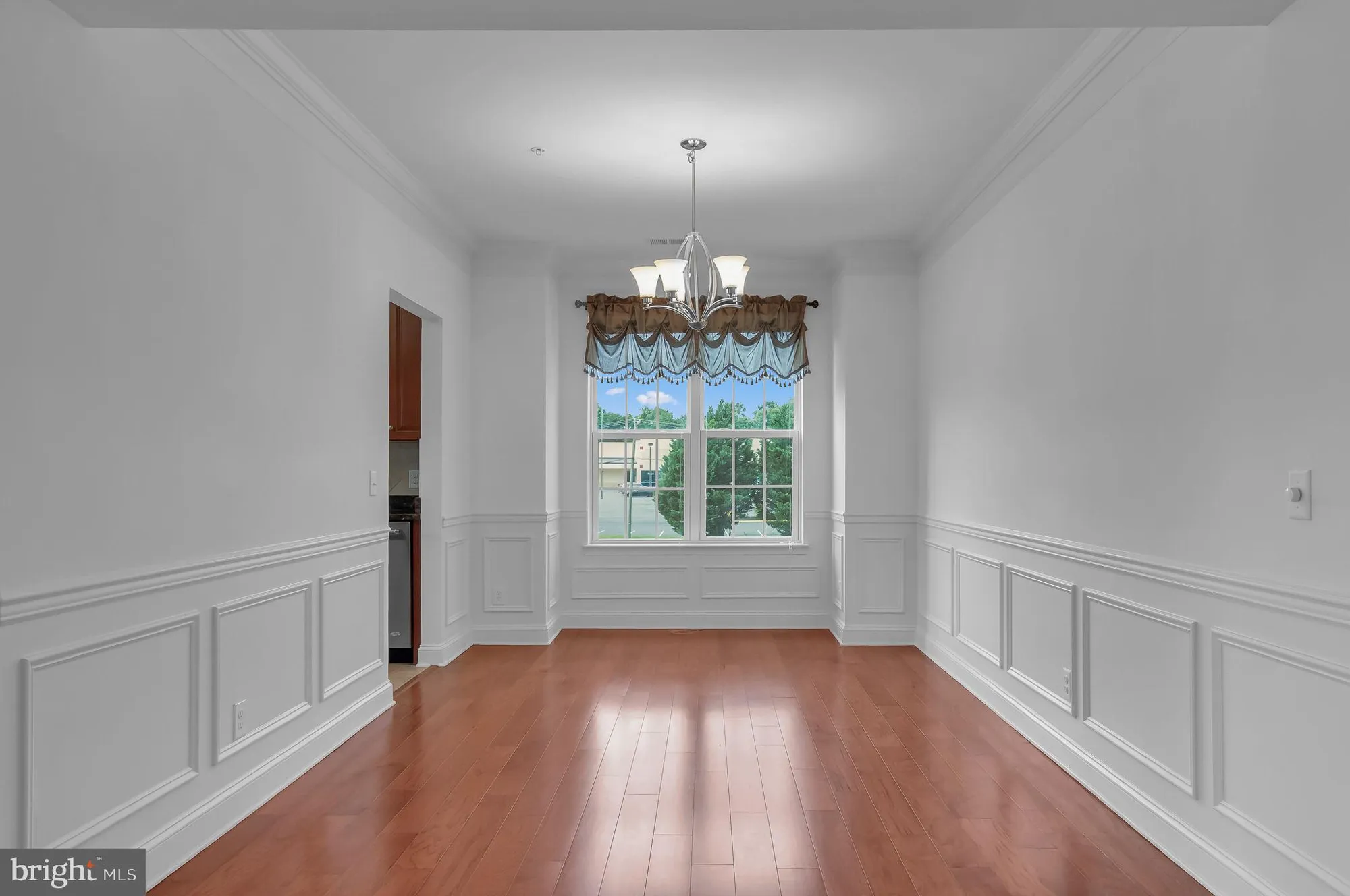 Property Slideshow image 10 of 33 | 10273 fountain cir 306, Manassas, VA, 20110