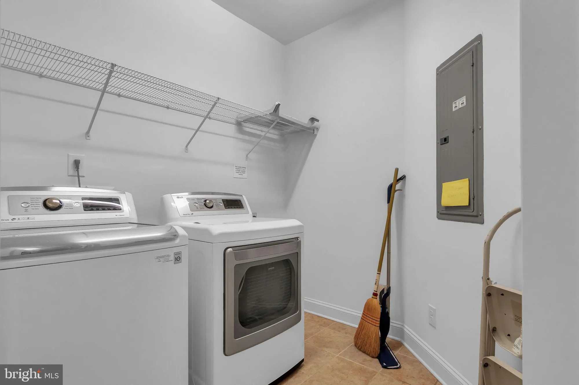 Property Slideshow image 29 of 33 | 10273 fountain cir 306, Manassas, VA, 20110