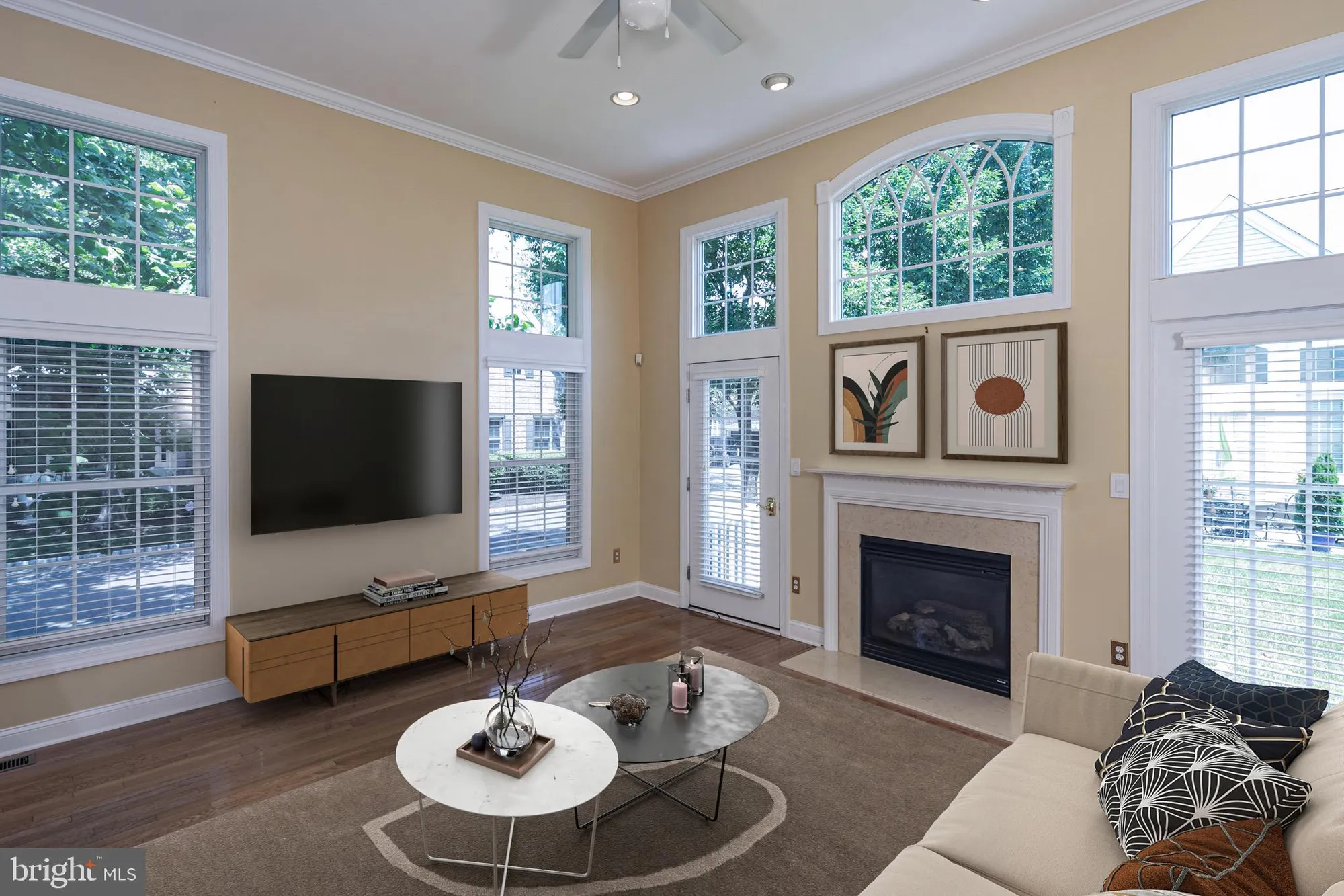 Property Slideshow image 9 of 23 | 6 allura ct, Lawrence Township, NJ, 08648