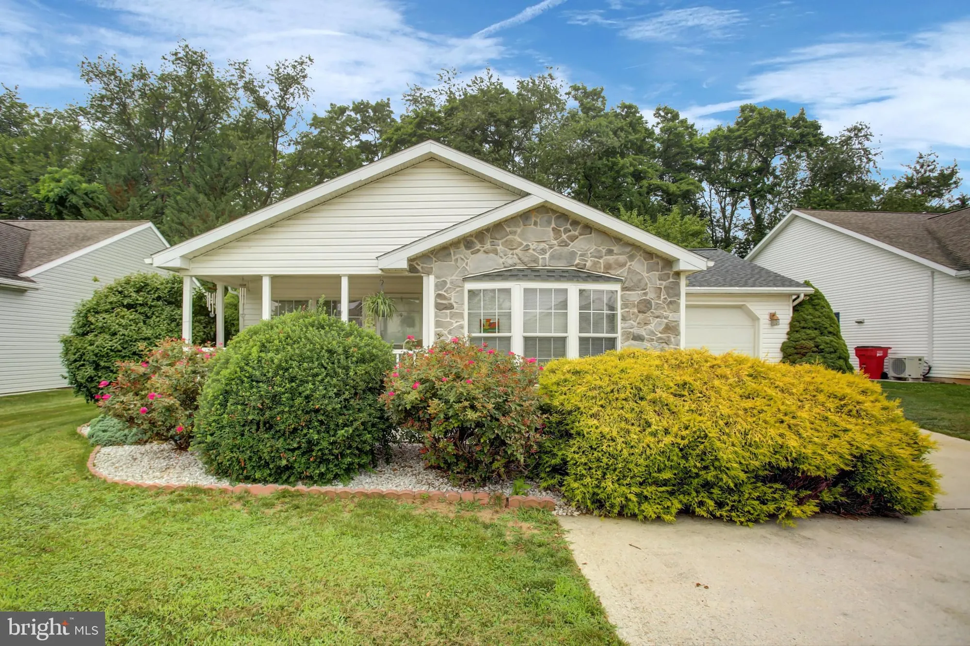 Property Slideshow image 4 of 43 | 22 lantern ln, Shippensburg, PA, 17257