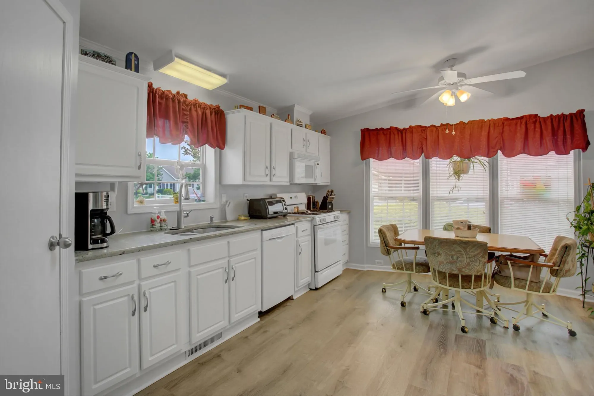 Property Slideshow image 18 of 43 | 22 lantern ln, Shippensburg, PA, 17257